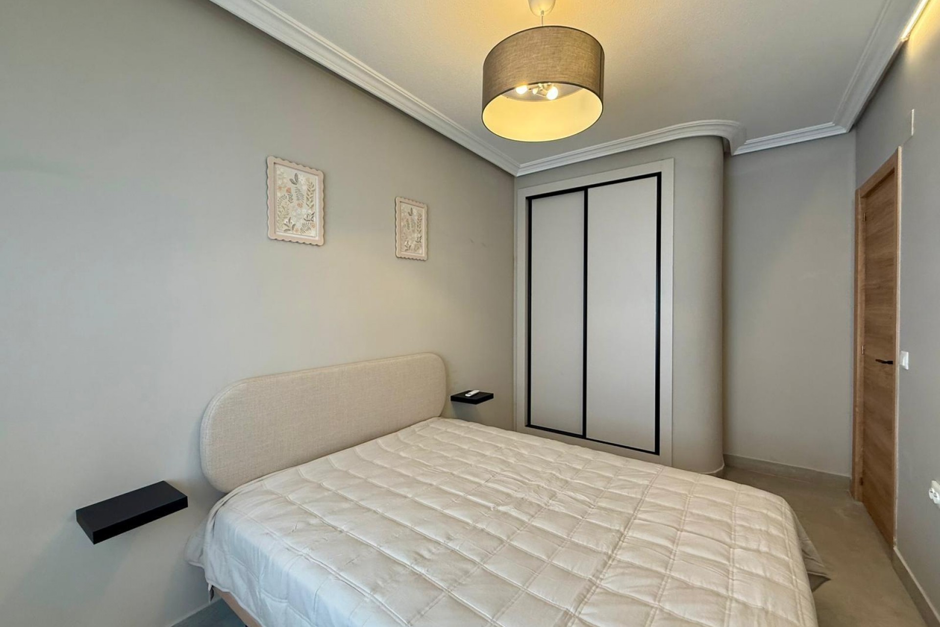 Brukt - Apartment -
Torrevieja - Playa del Cura