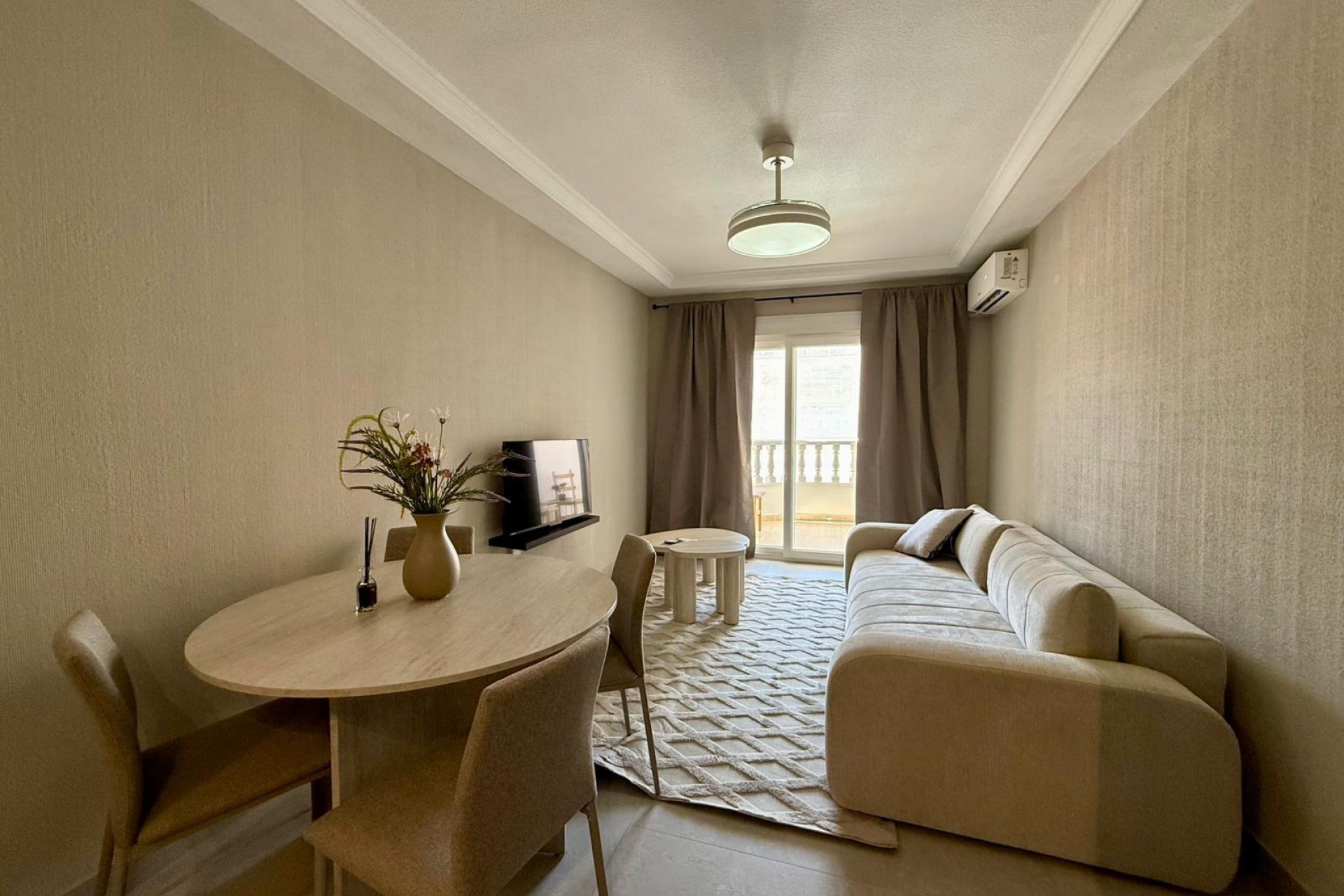 Brukt - Apartment -
Torrevieja - Playa del Cura