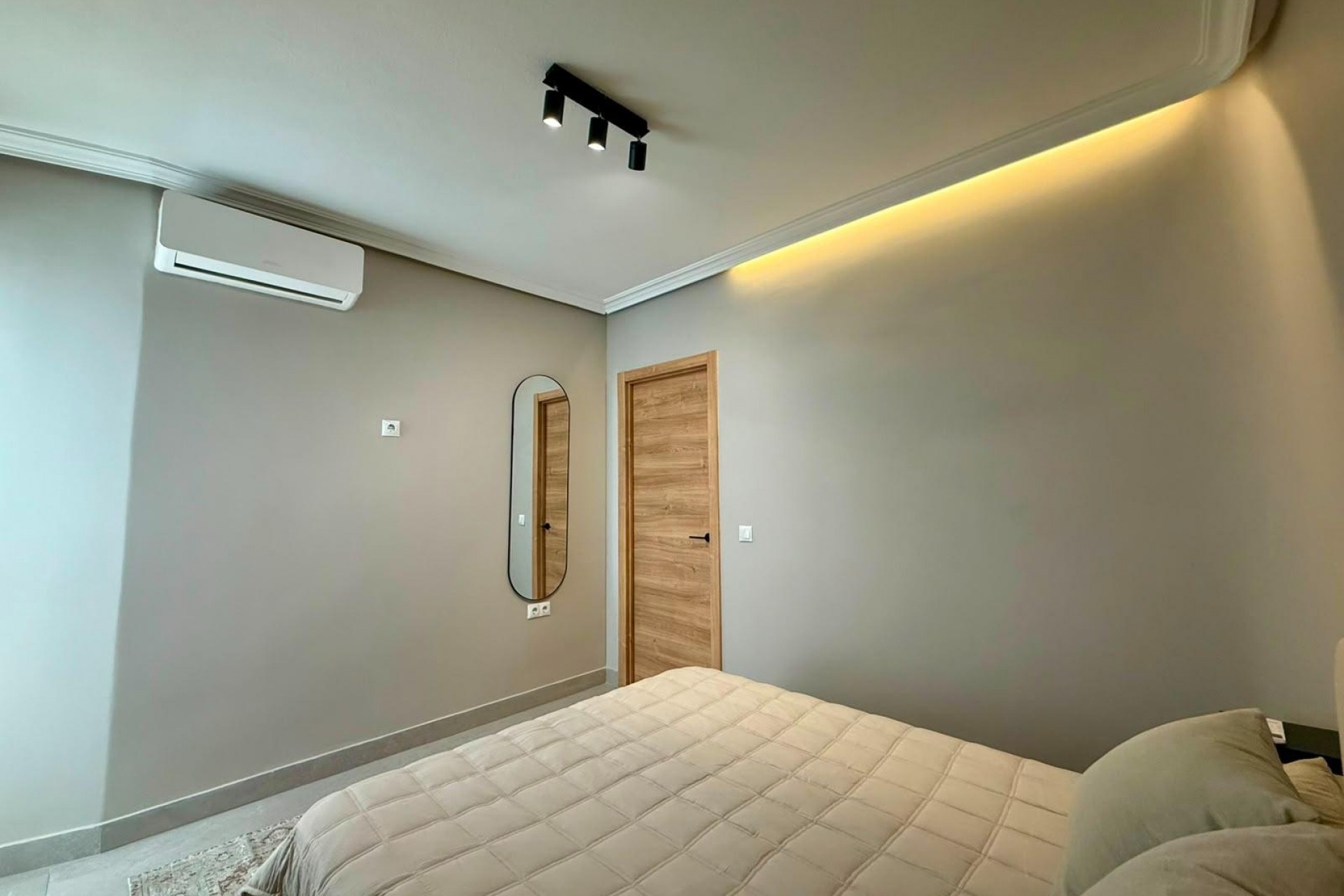 Brukt - Apartment -
Torrevieja - Playa del Cura
