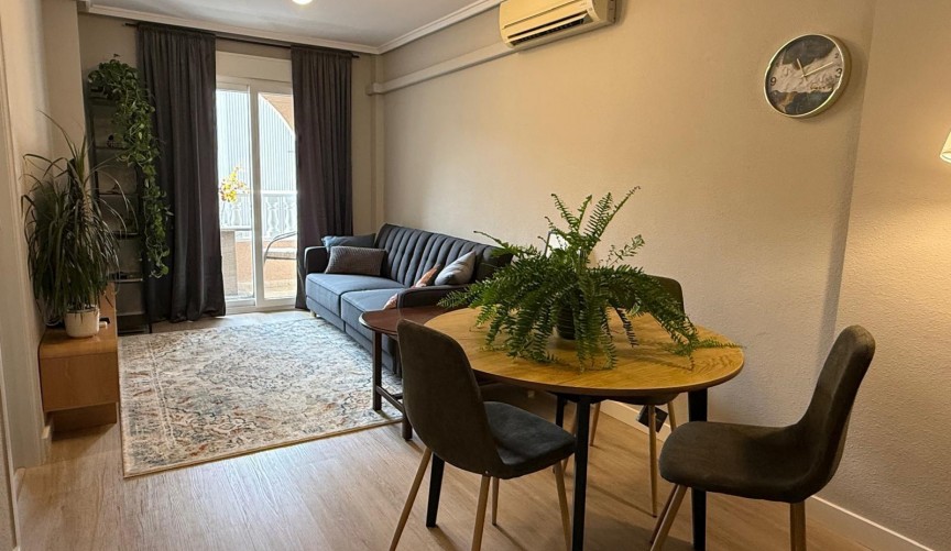 Brukt - Apartment -
Torrevieja - Playa del Cura