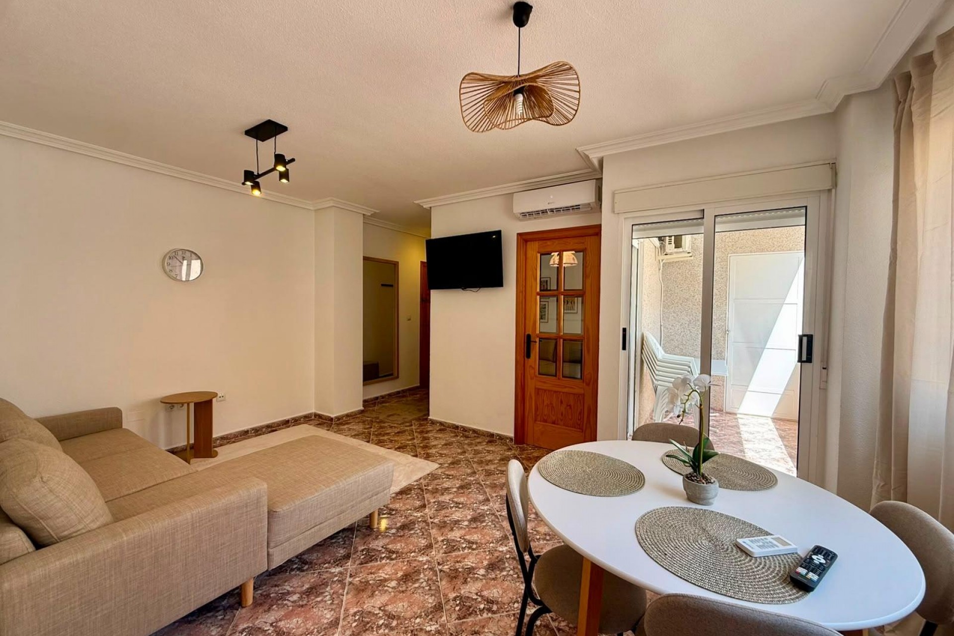Brukt - Apartment -
Torrevieja - Playa del Cura