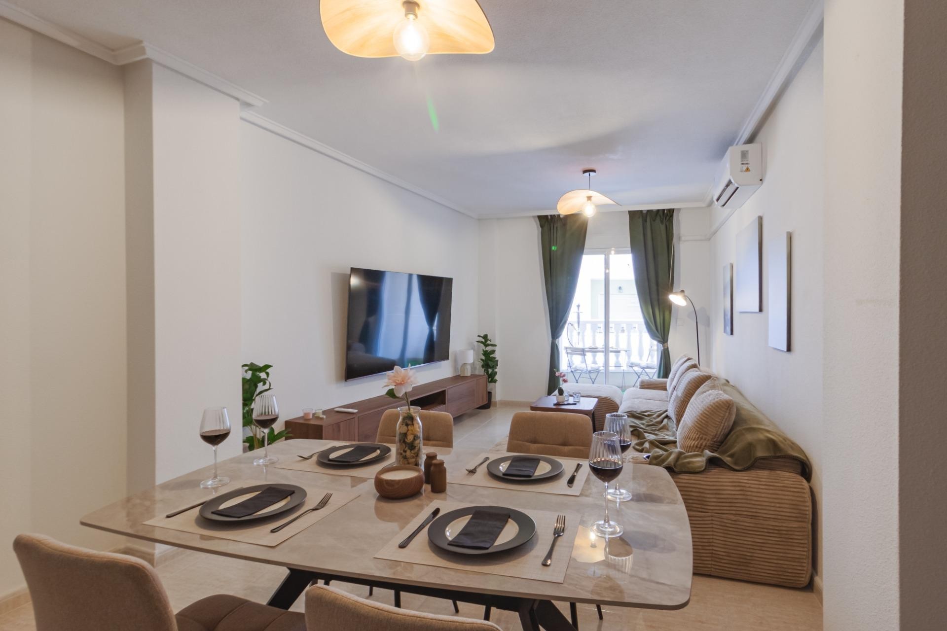 Brukt - Apartment -
Torrevieja - Playa del Cura