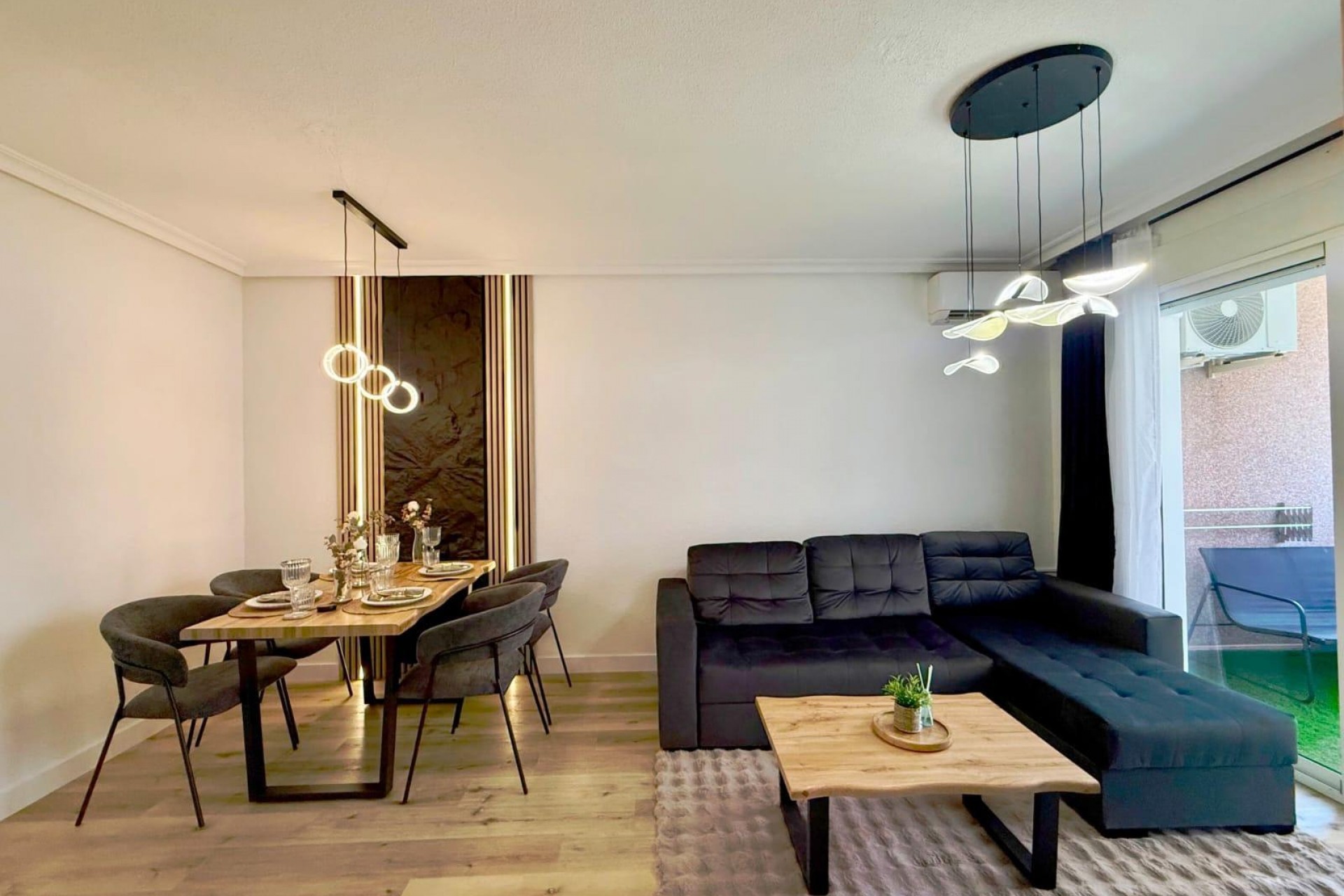 Brukt - Apartment -
Torrevieja - Playa del Cura