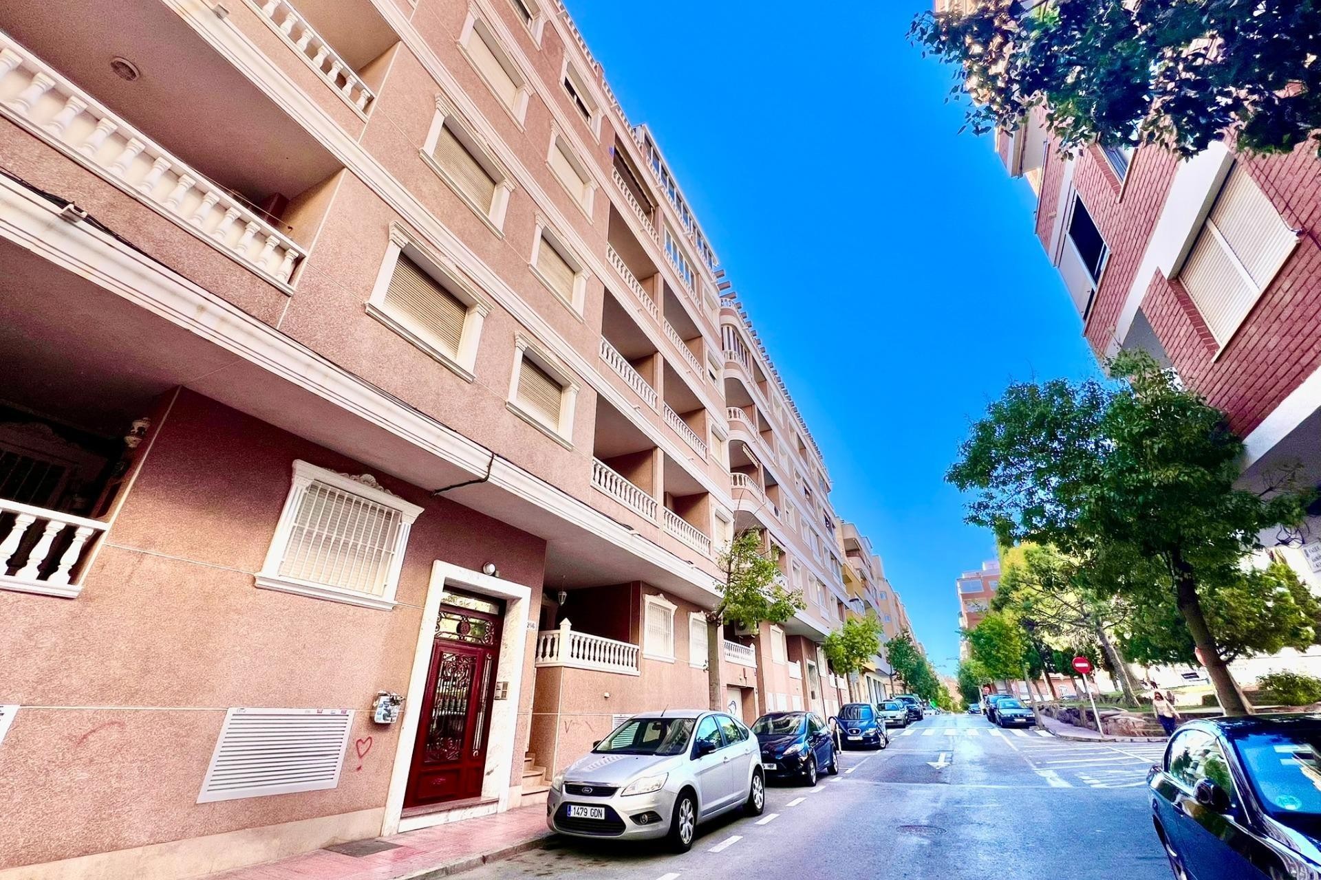 Brukt - Apartment -
Torrevieja - Playa del Cura