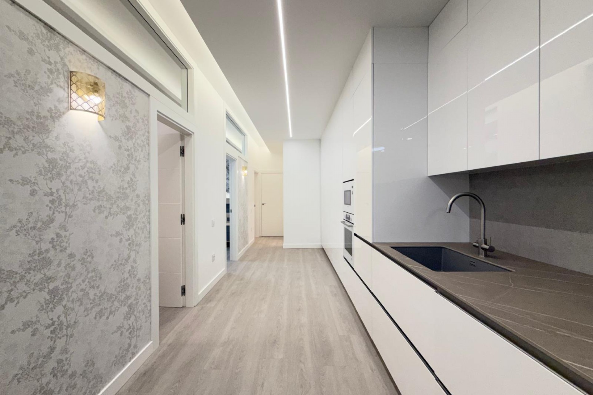 Brukt - Apartment -
Torrevieja - Playa del Cura