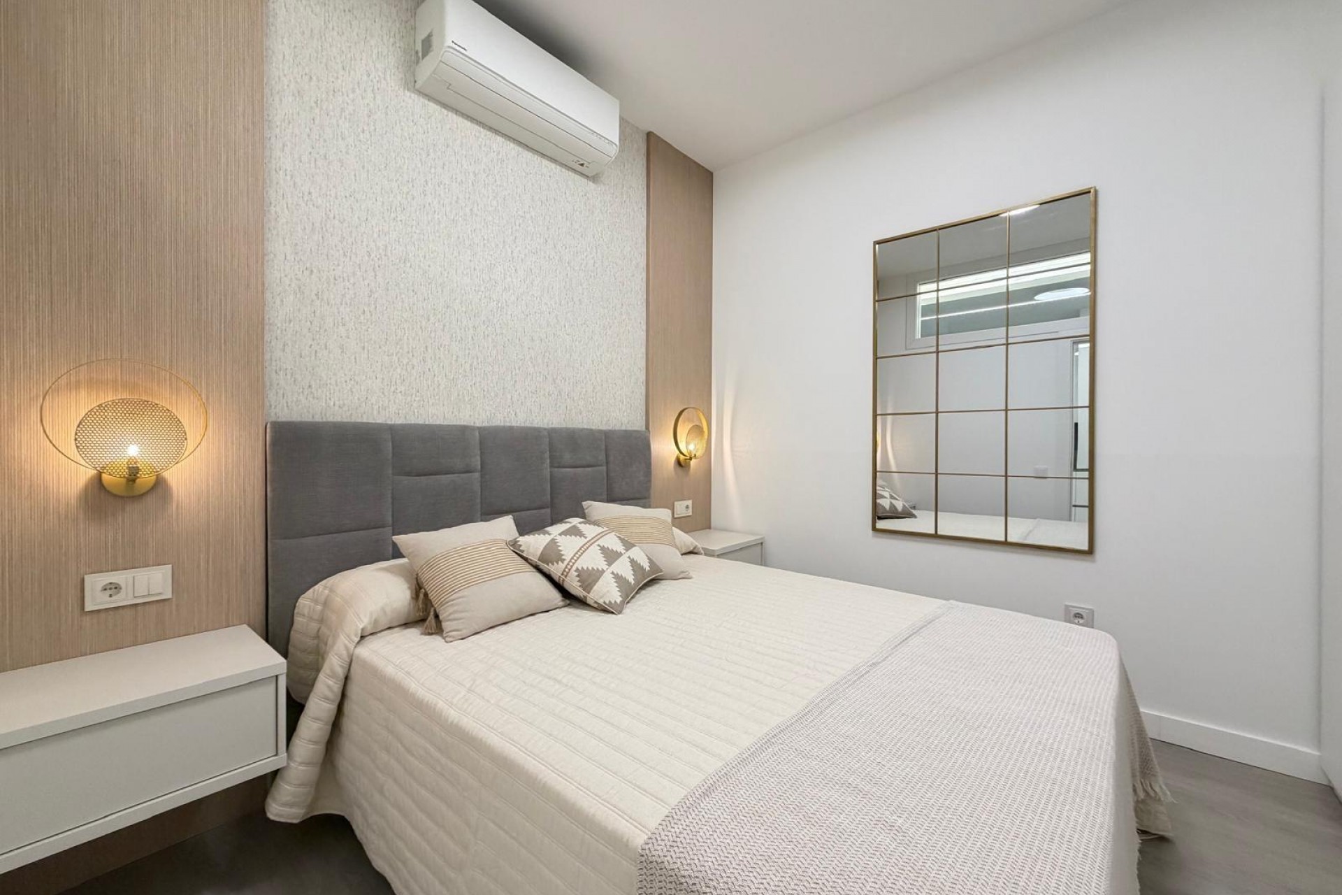 Brukt - Apartment -
Torrevieja - Playa del Cura