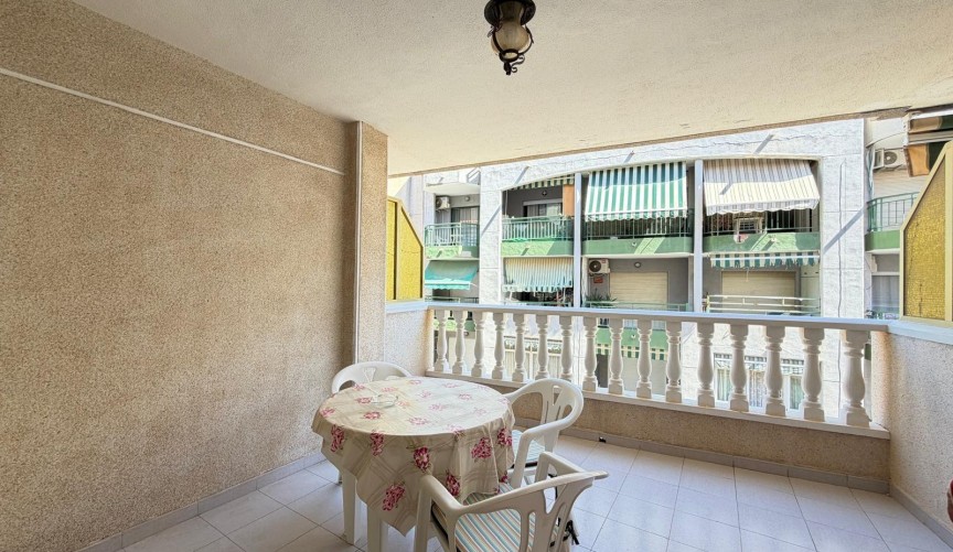 Brukt - Apartment -
Torrevieja - Playa del Cura