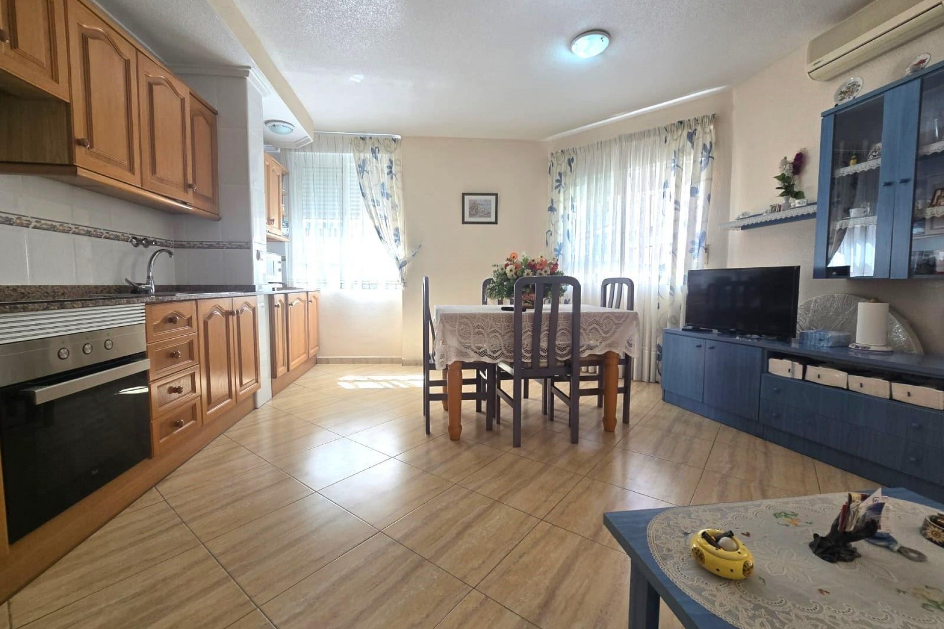 Brukt - Apartment -
Torrevieja - Playa del Cura
