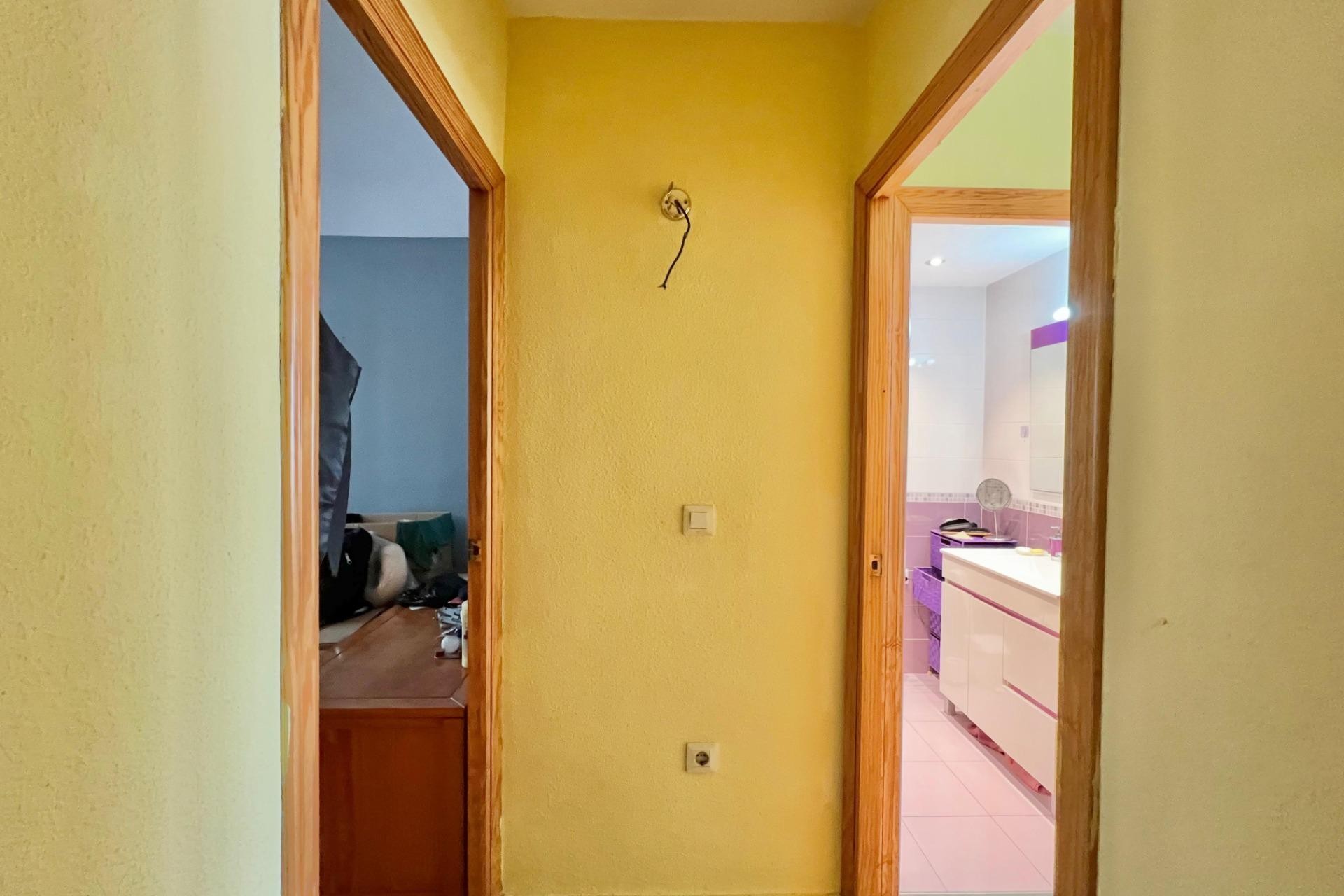 Brukt - Apartment -
Torrevieja - Puerto Deportivo