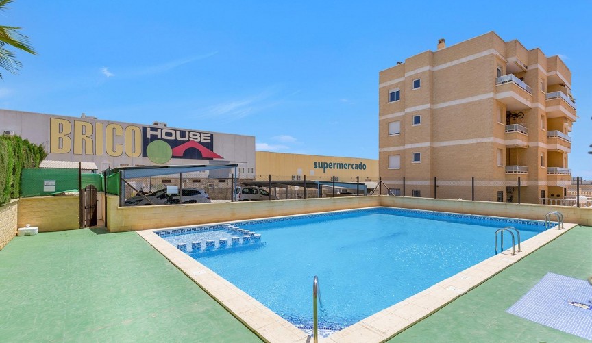 Brukt - Apartment -
Torrevieja - Sector 25