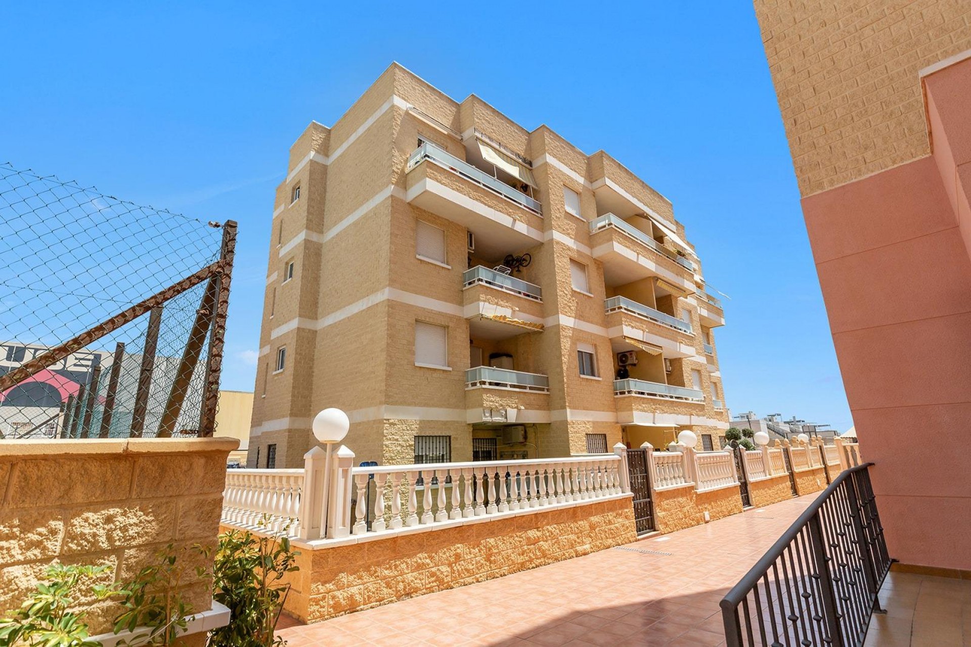 Brukt - Apartment -
Torrevieja - Sector 25