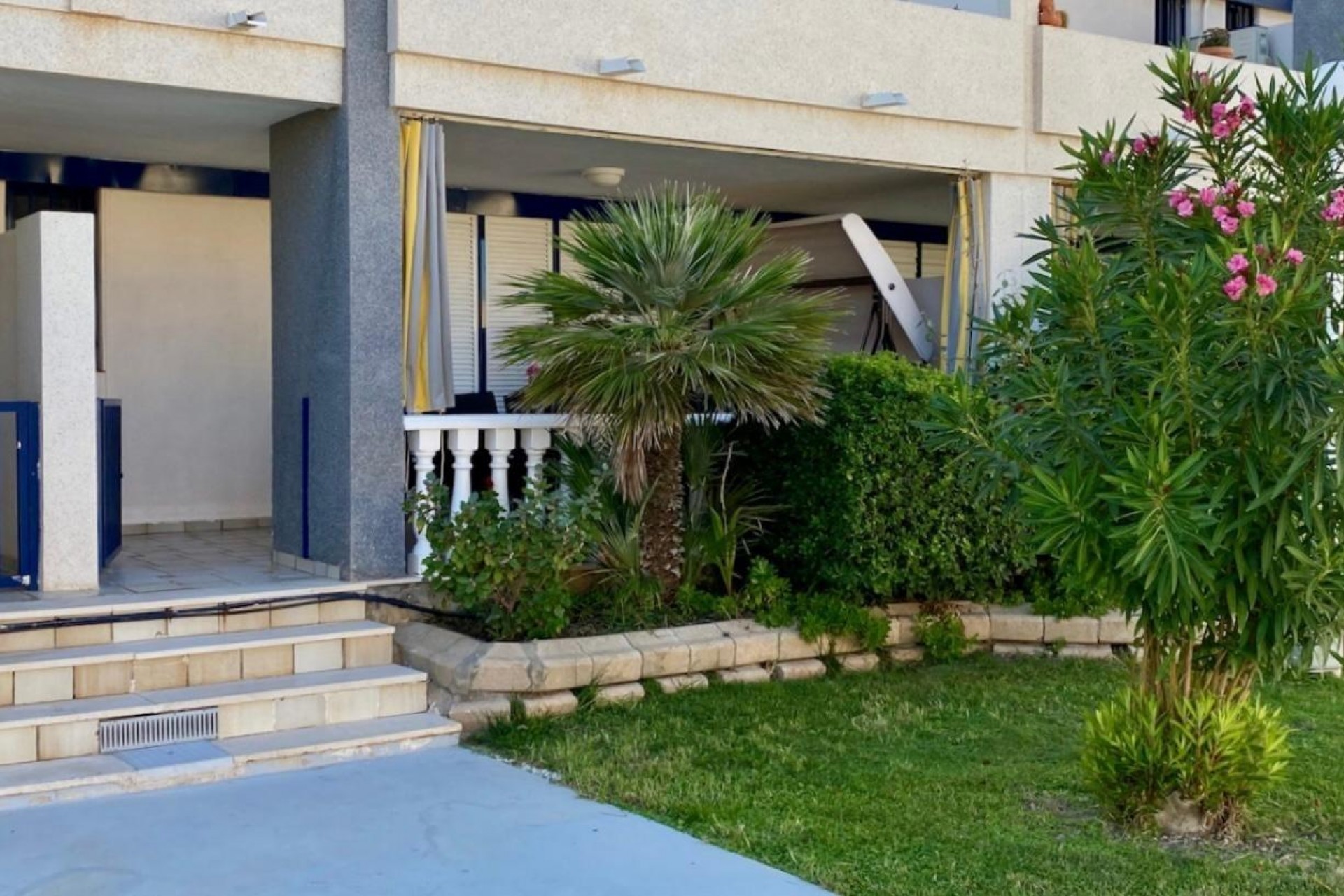 Brukt - Apartment -
Torrevieja - Torre La Mata