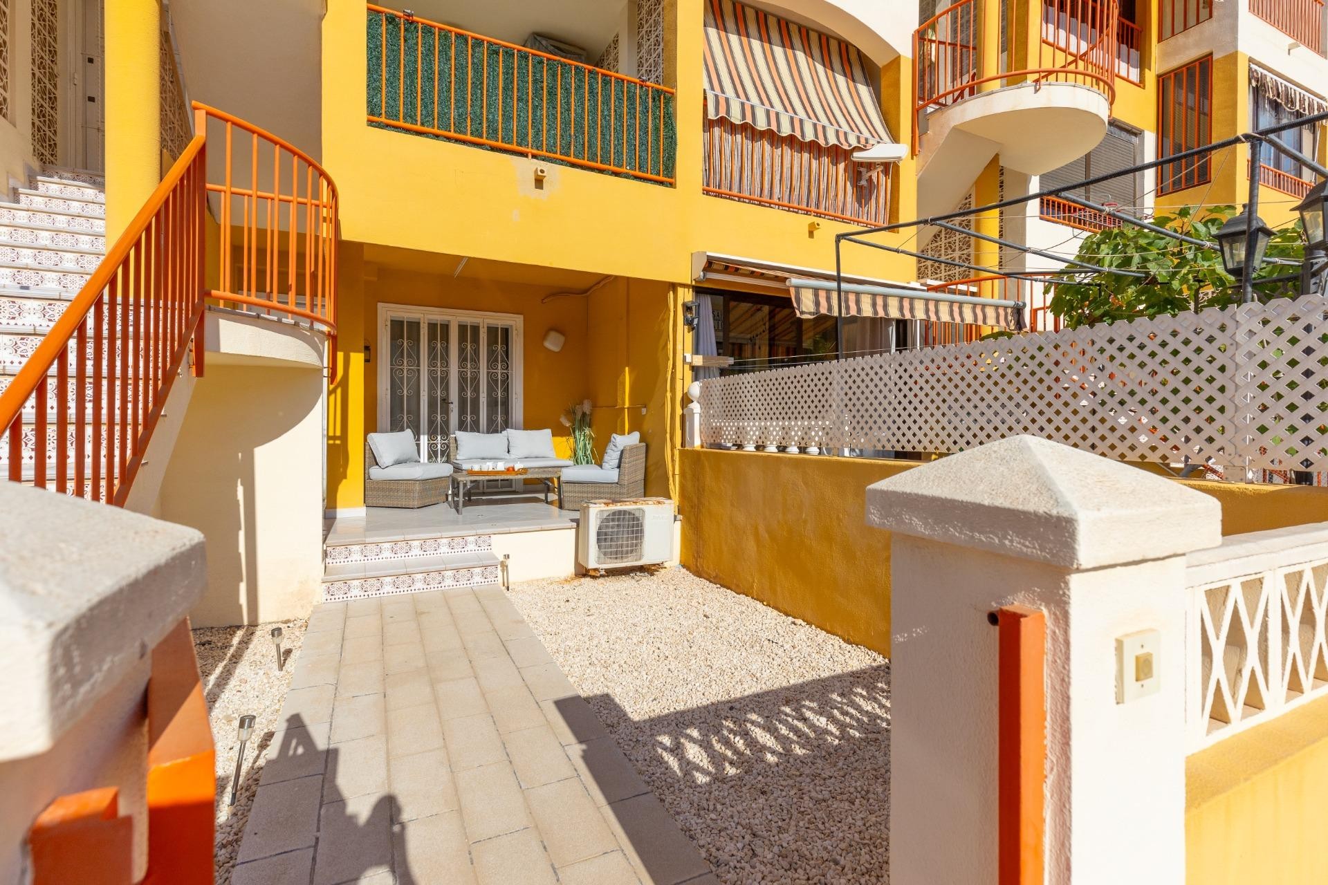 Brukt - Apartment -
Torrevieja - Torreblanca