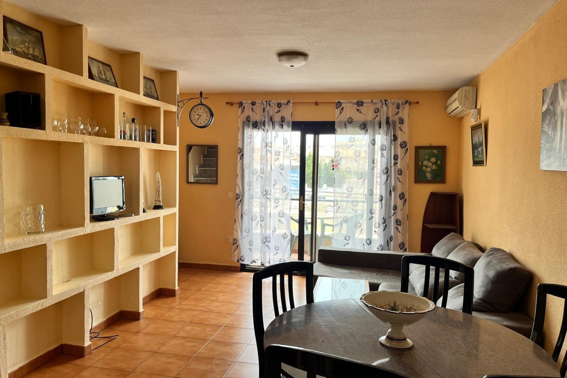 Brukt - Apartment -
Torrevieja - Torreblanca