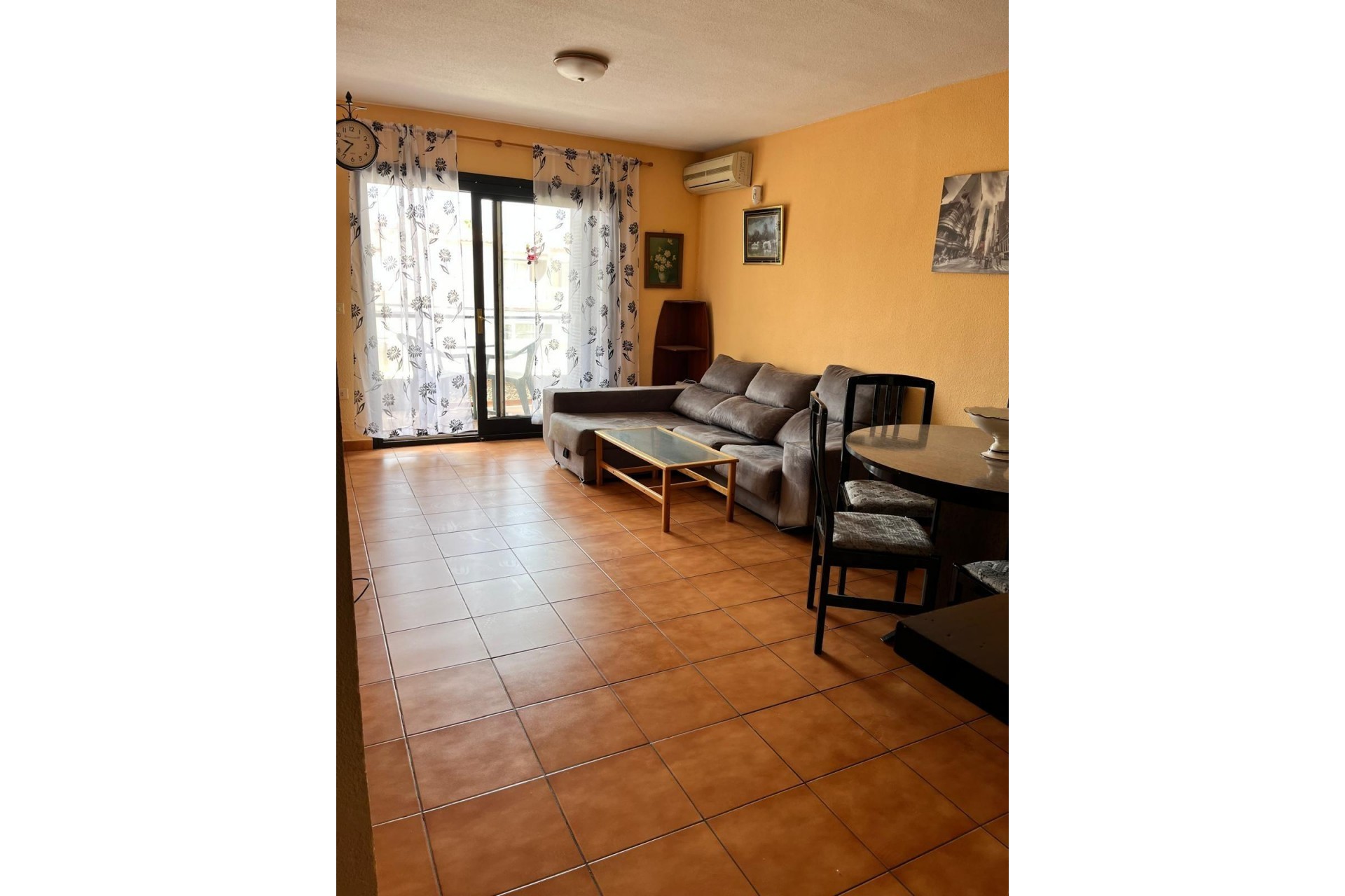 Brukt - Apartment -
Torrevieja - Torreblanca