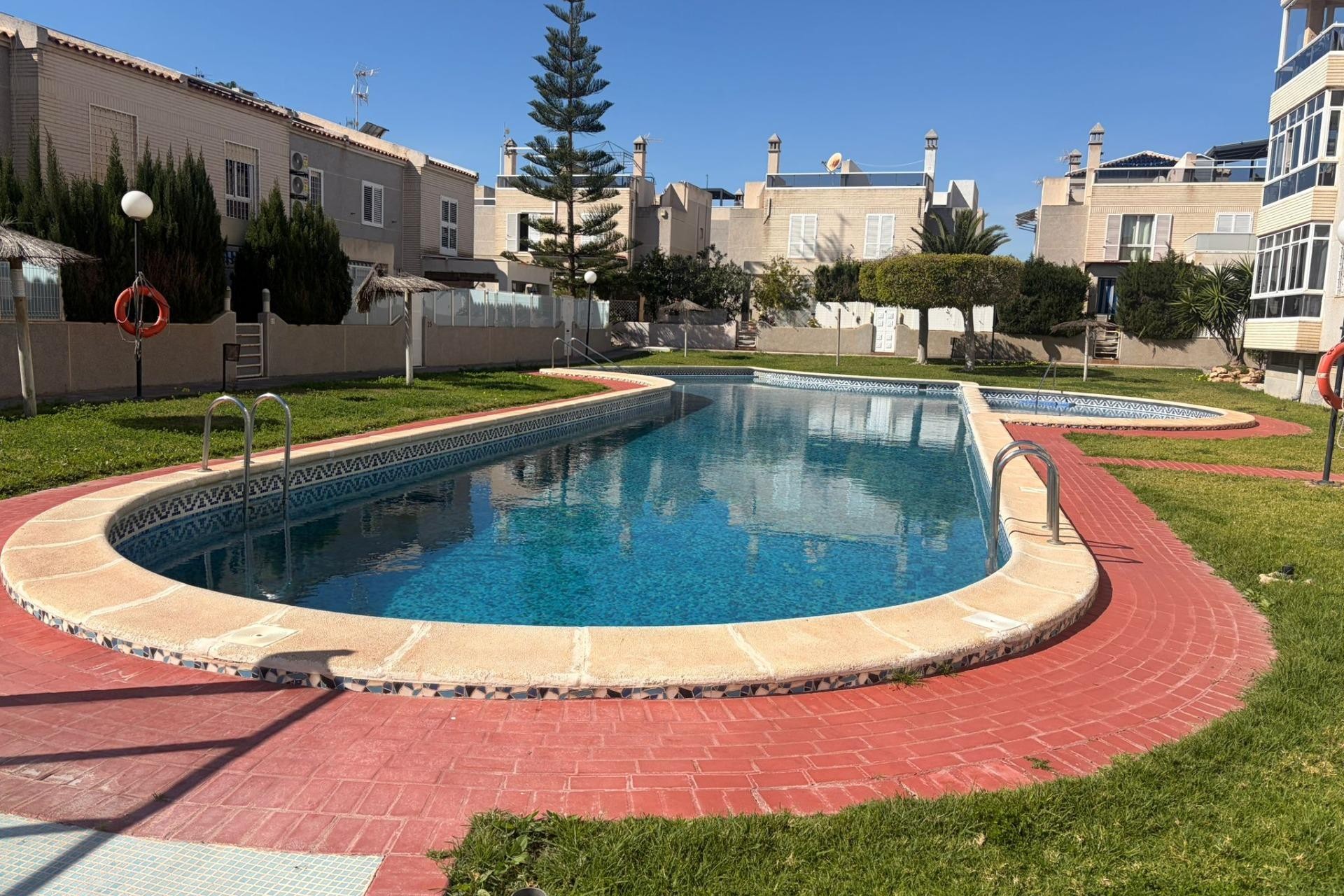 Brukt - Apartment -
Torrevieja - Torreblanca