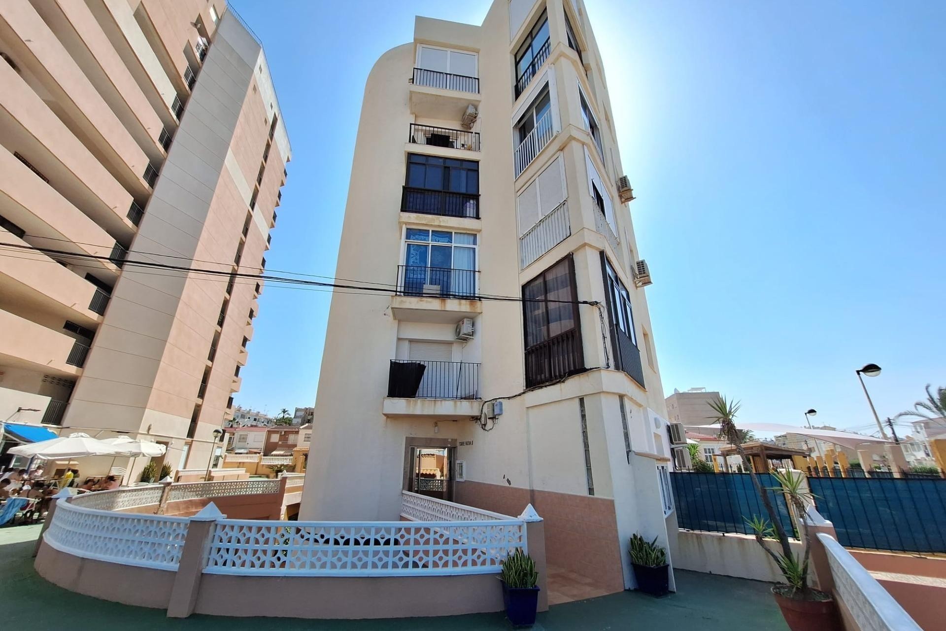 Brukt - Apartment -
Torrevieja - Torrejón