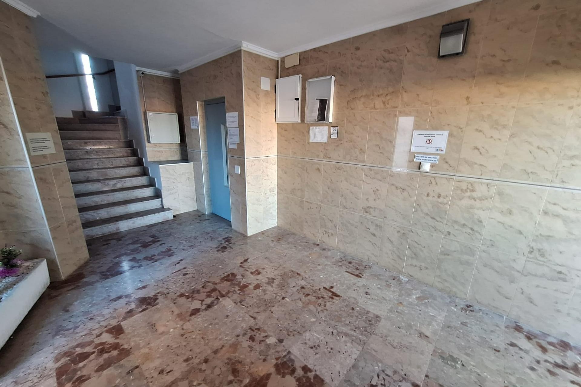 Brukt - Apartment -
Torrevieja - Torrejón