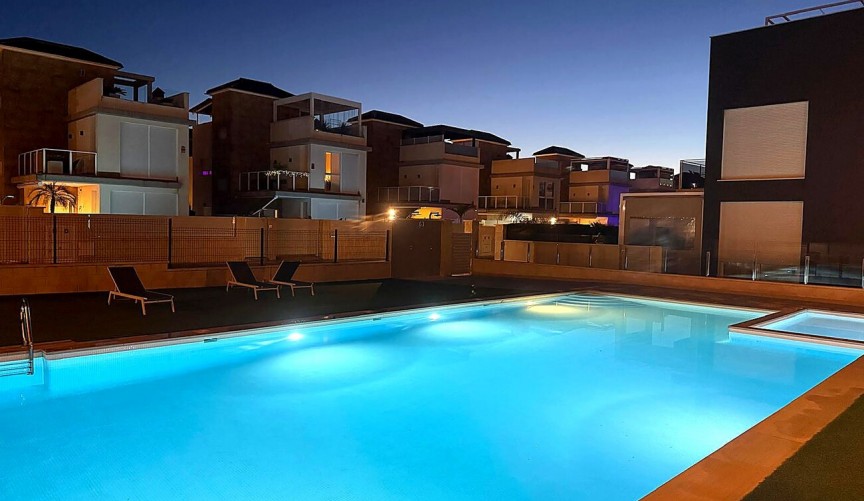 Brukt - Apartment -
Torrevieja - Torreta Florida