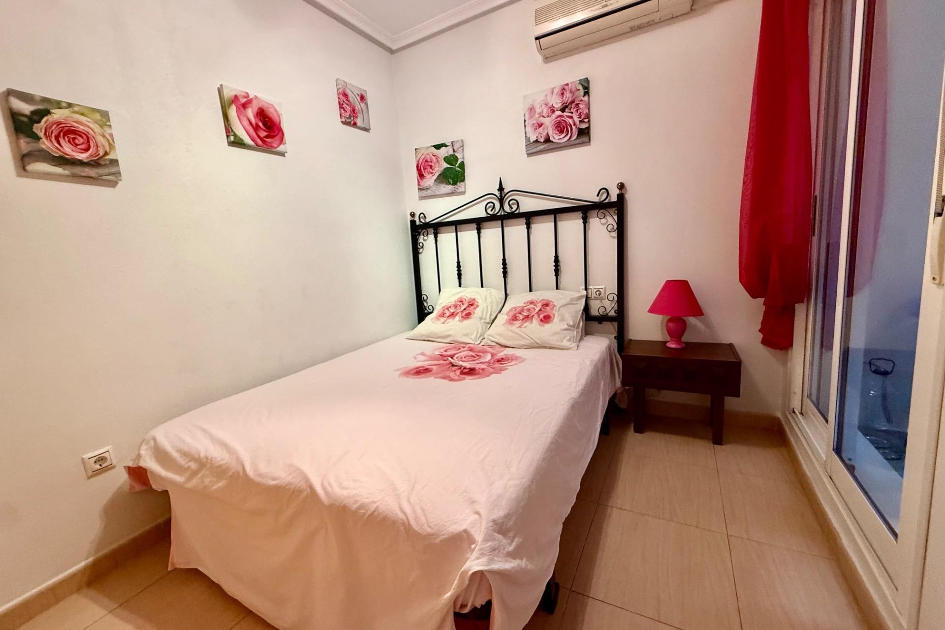 Brukt - Apartment -
Torrevieja