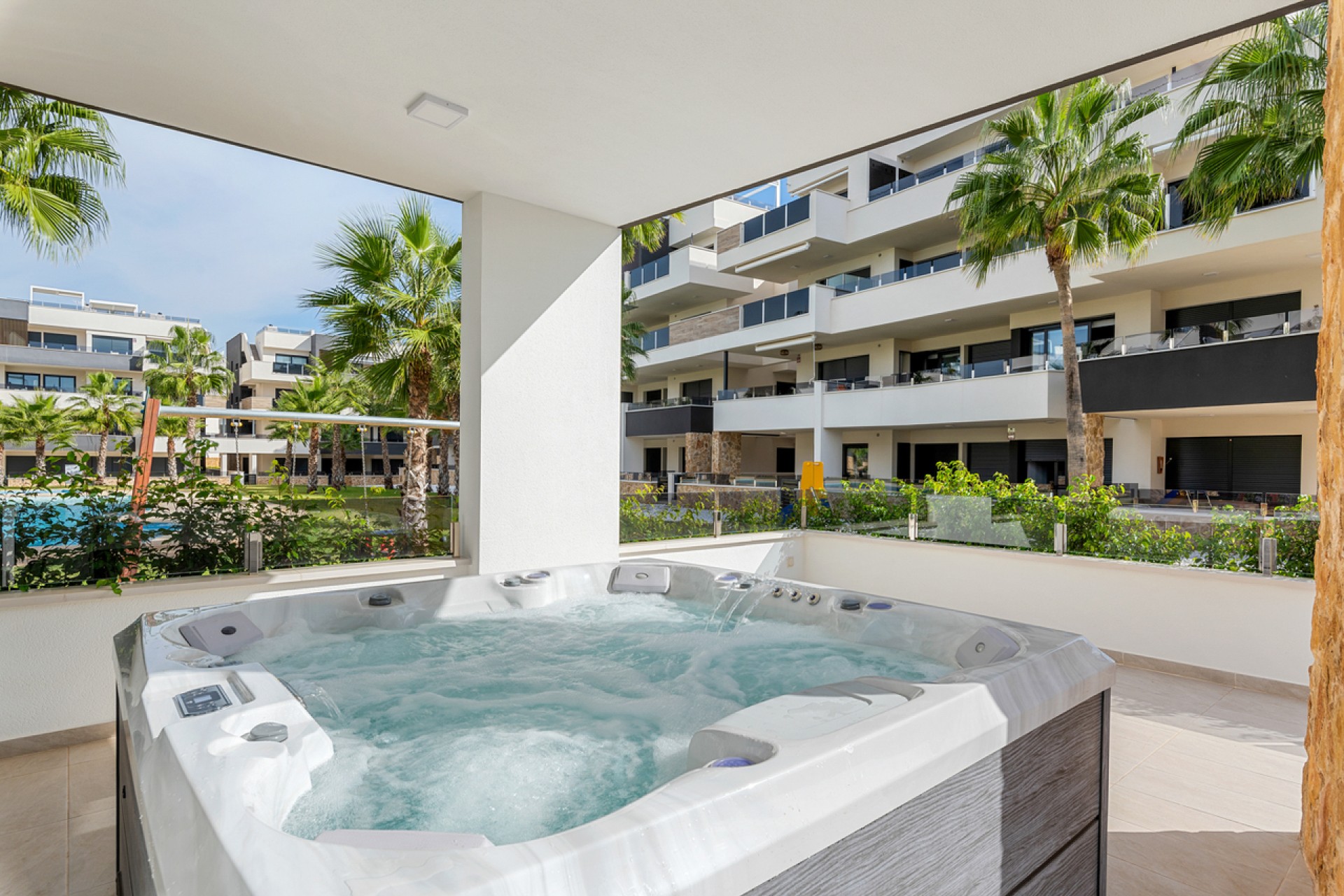 Brukt - Apartment -
Villamartin - Costa Blanca