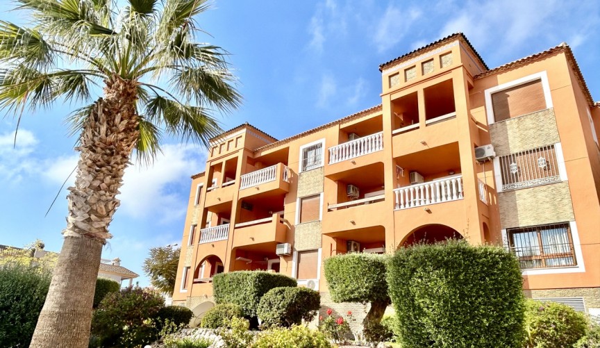 Brukt - Apartment -
Villamartin - Costa Blanca