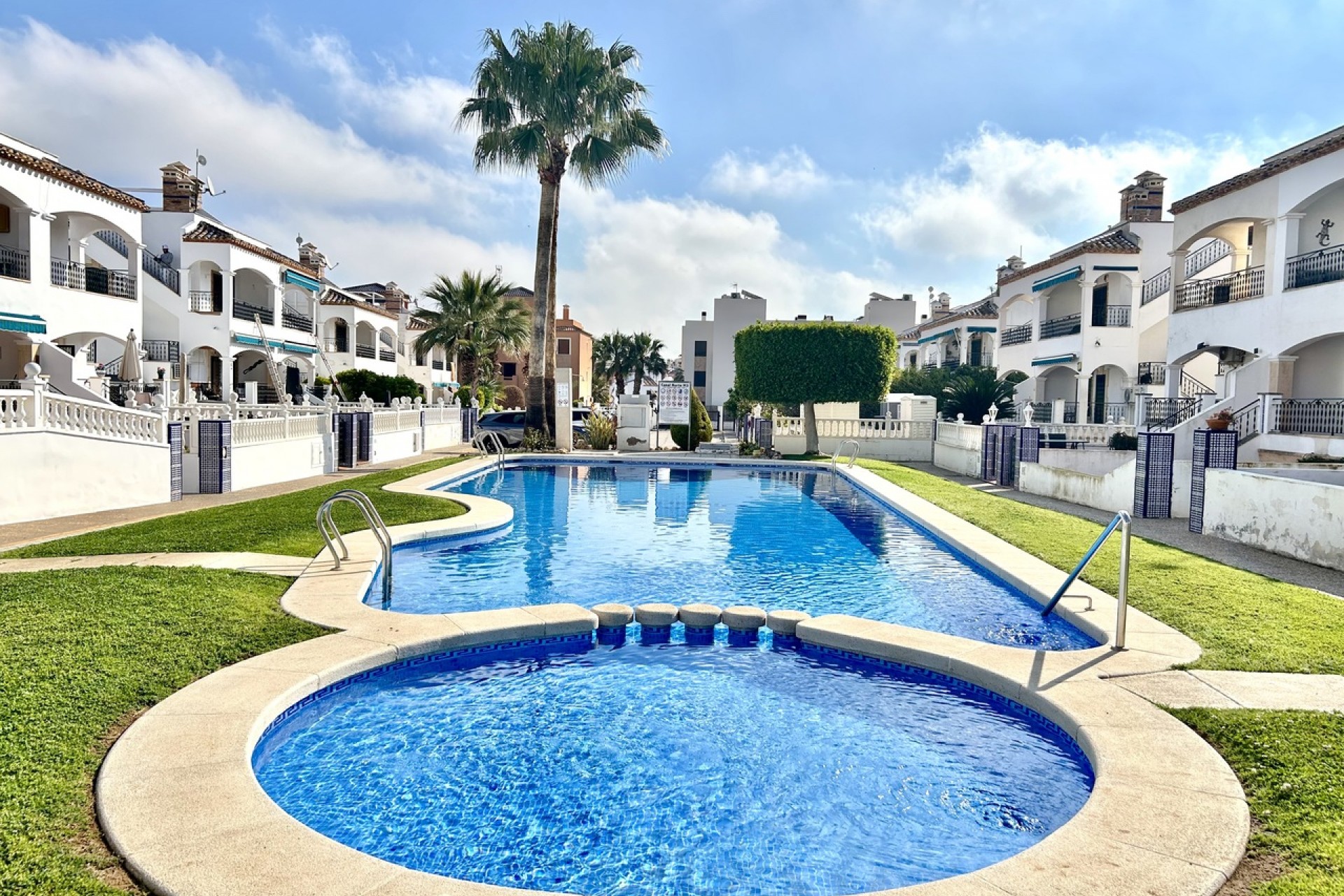 Brukt - Apartment -
Villamartin - Costa Blanca