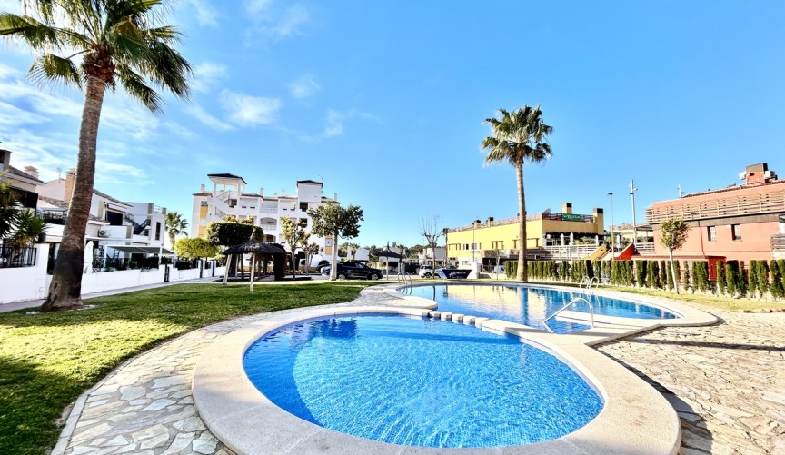 Brukt - Apartment -
Villamartin - Costa Blanca