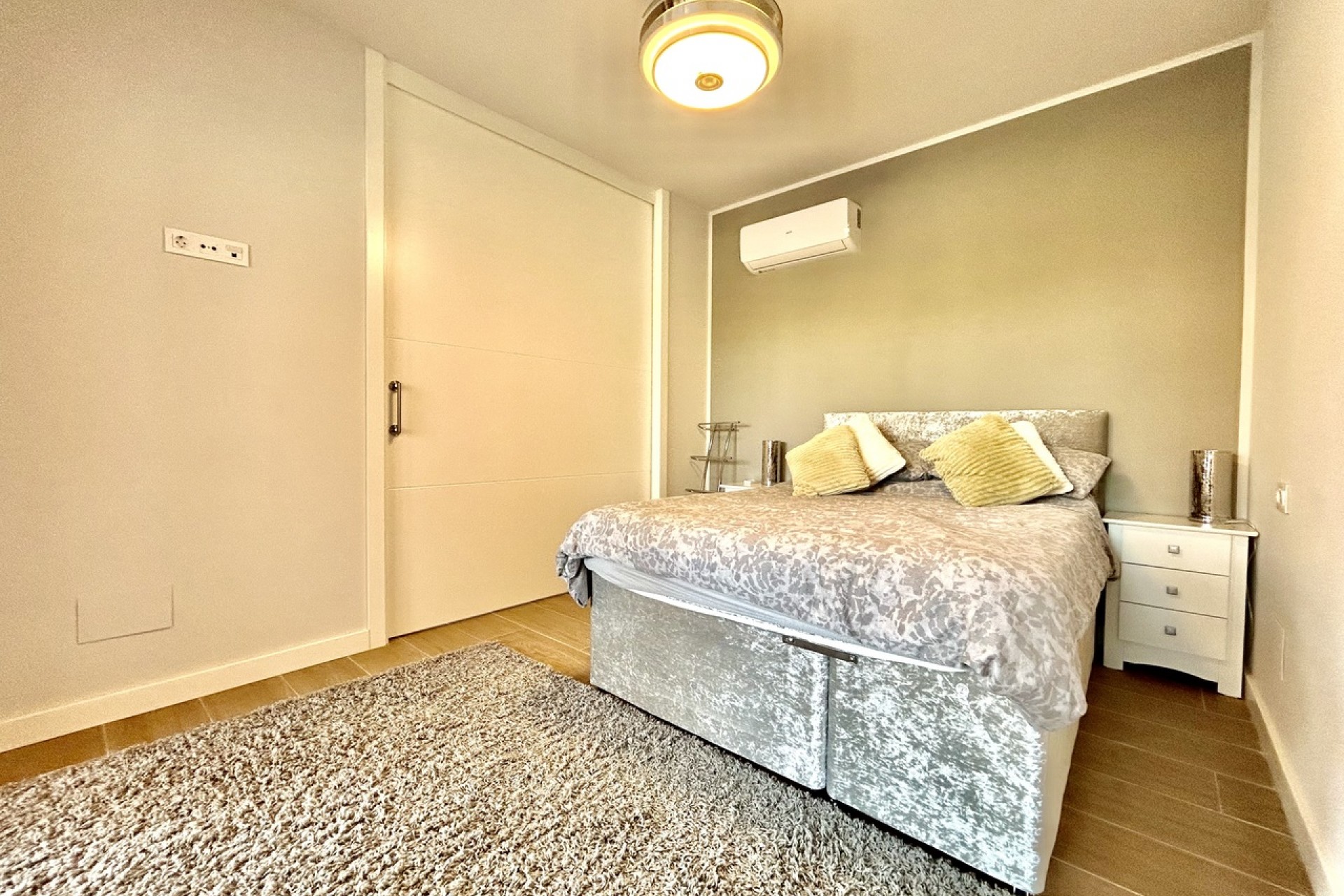 Brukt - Apartment -
Villamartin - Costa Blanca