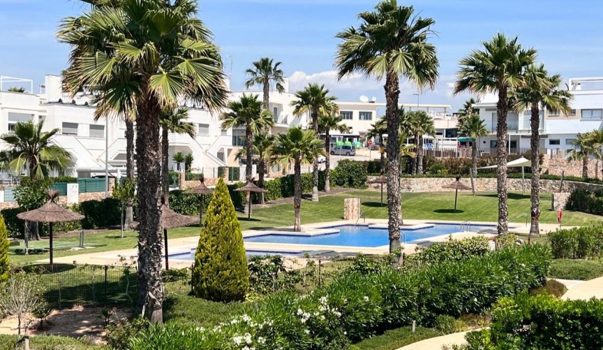 Brukt - Apartment -
Vistabella Golf Entre Naranjos - Inland