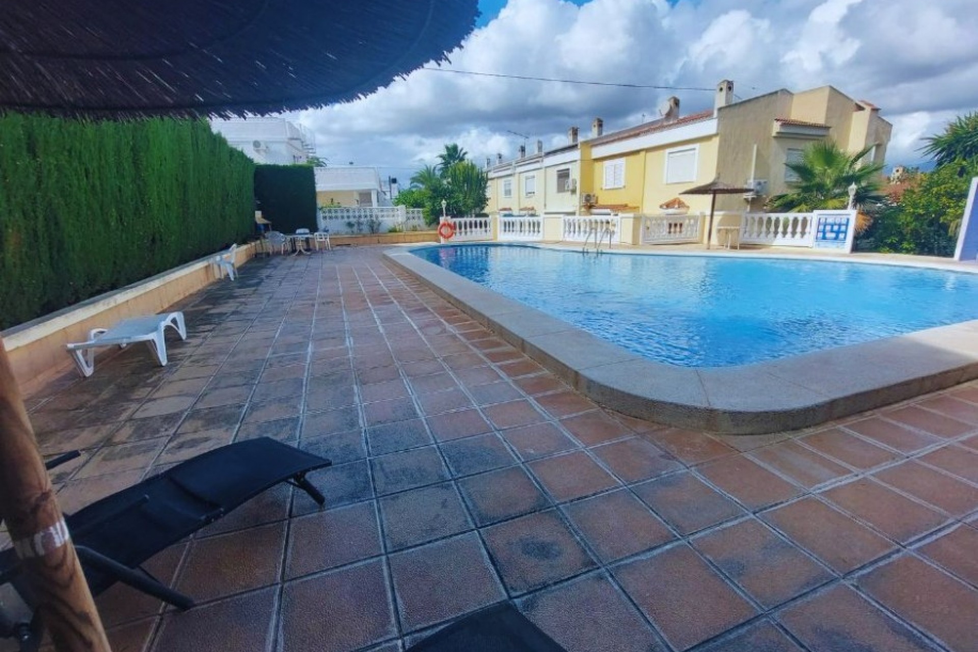 Brukt - Bungalow -
Albir - Costa Blanca