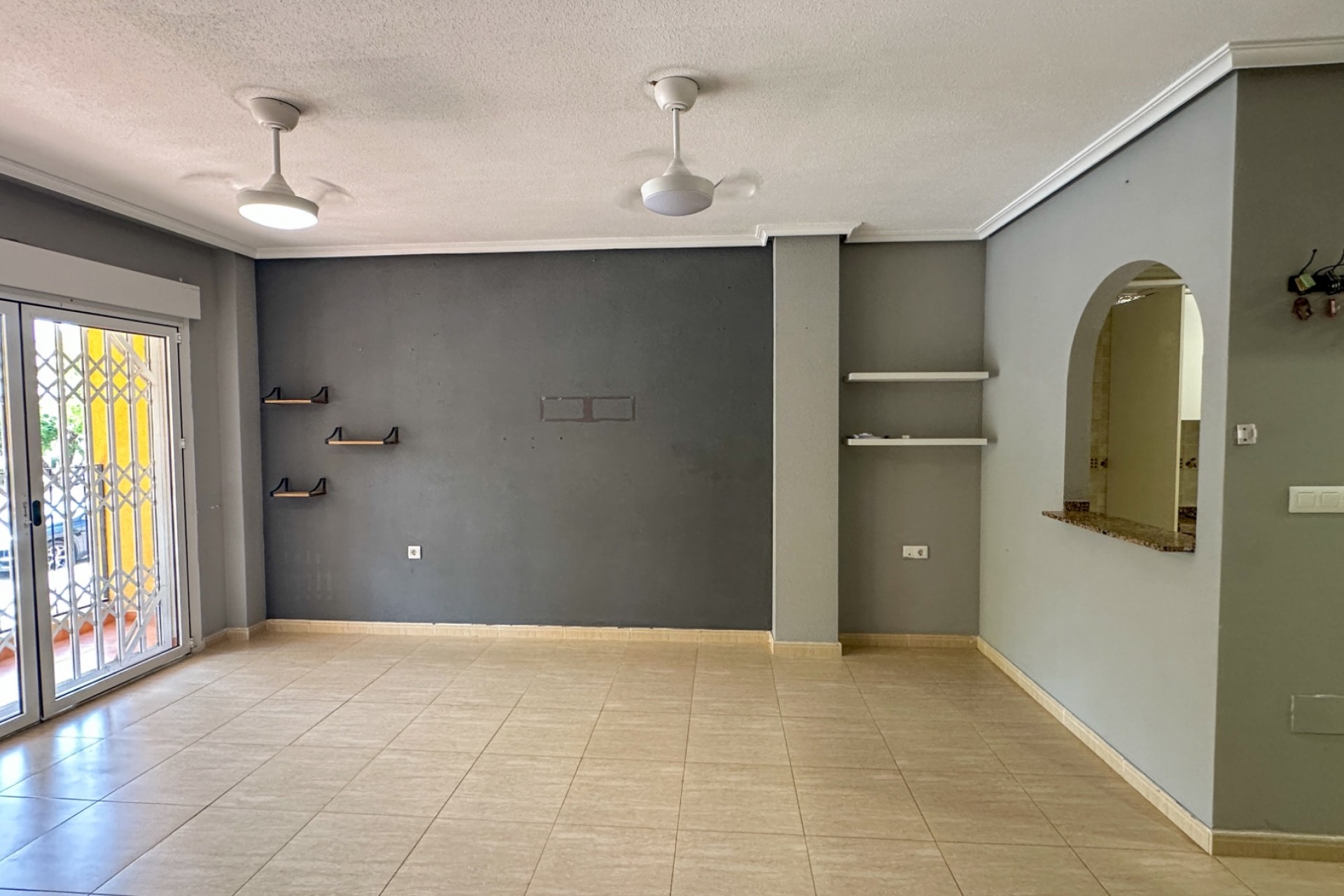 Brukt - Bungalow -
Daya Nueva - Costa Blanca