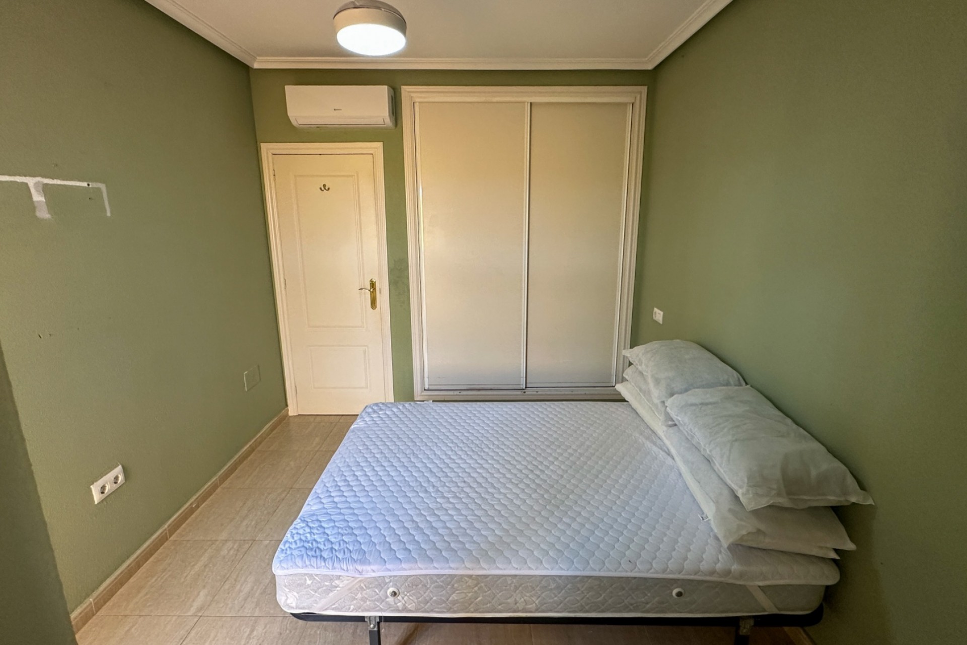 Brukt - Bungalow -
Daya Nueva - Costa Blanca