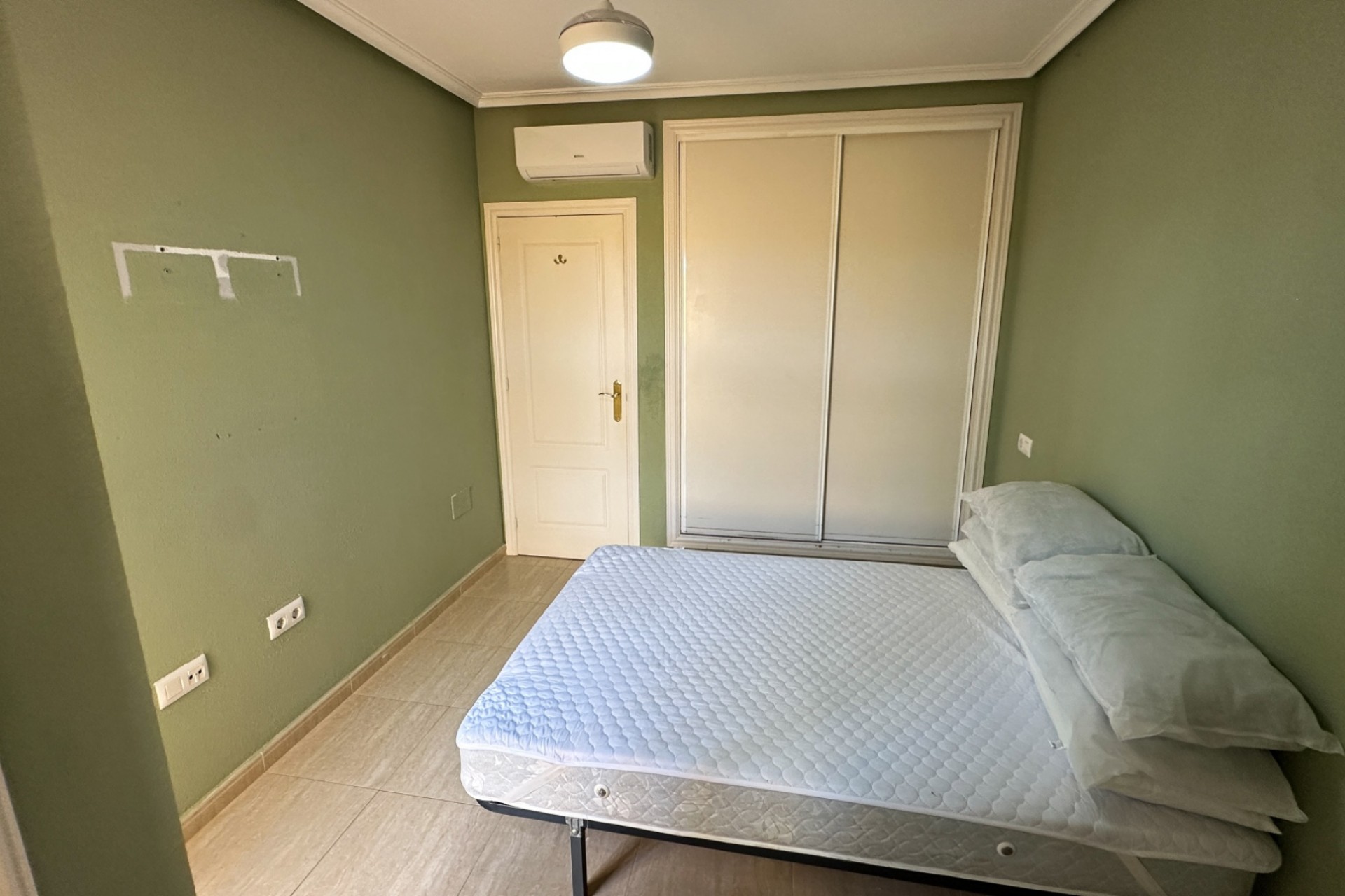 Brukt - Bungalow -
Daya Nueva - Costa Blanca