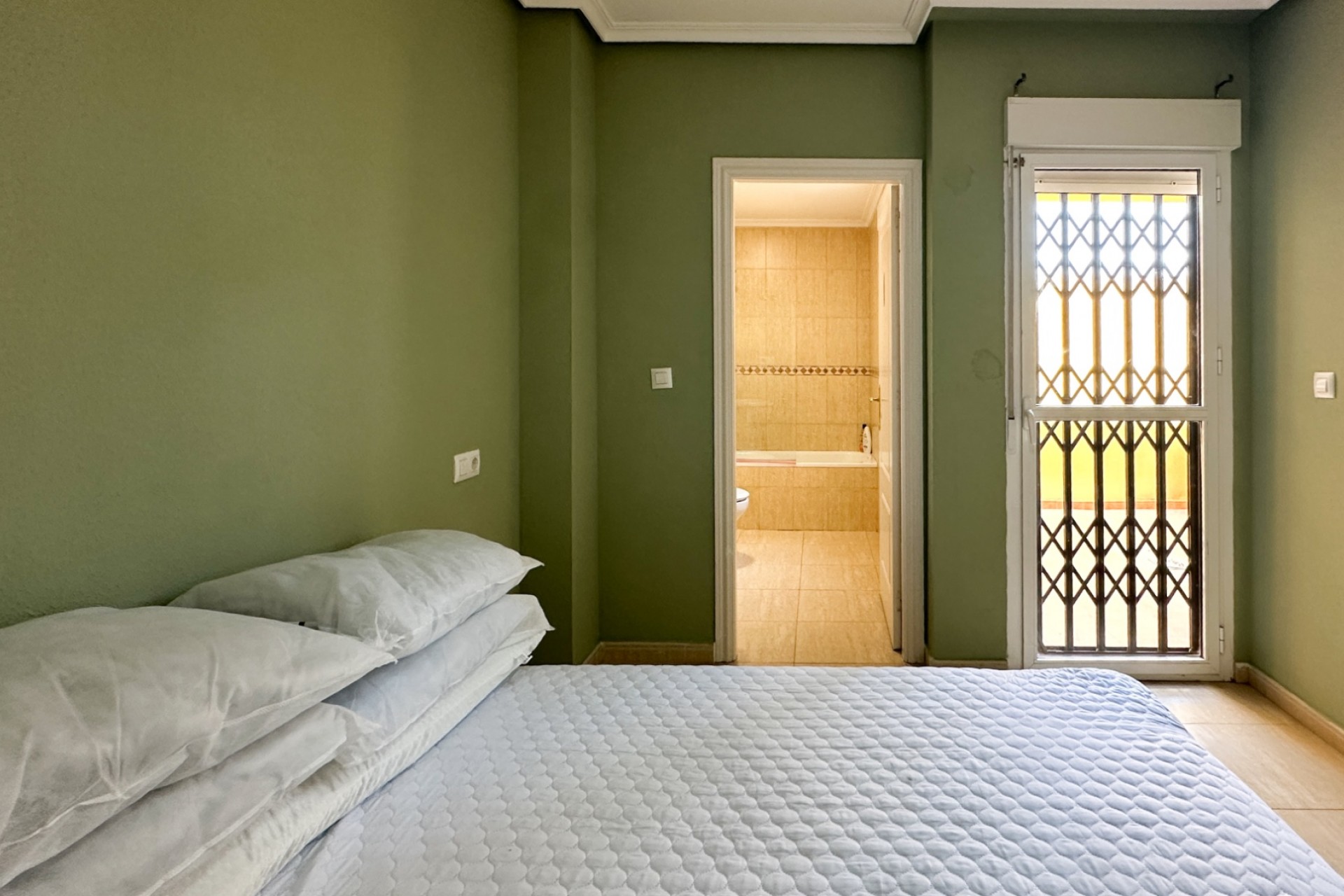 Brukt - Bungalow -
Daya Nueva - Costa Blanca