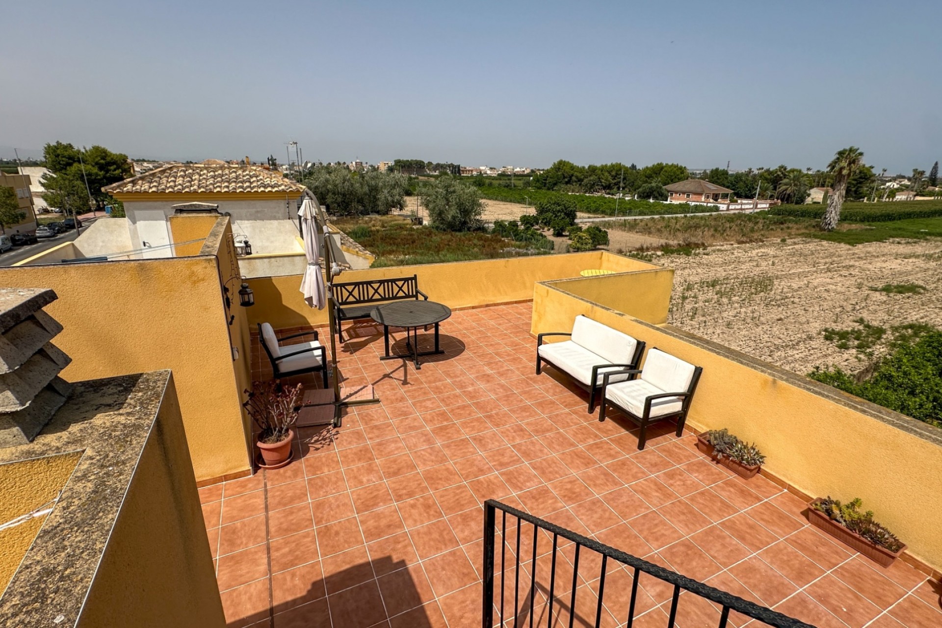 Brukt - Bungalow -
Daya Nueva - Costa Blanca