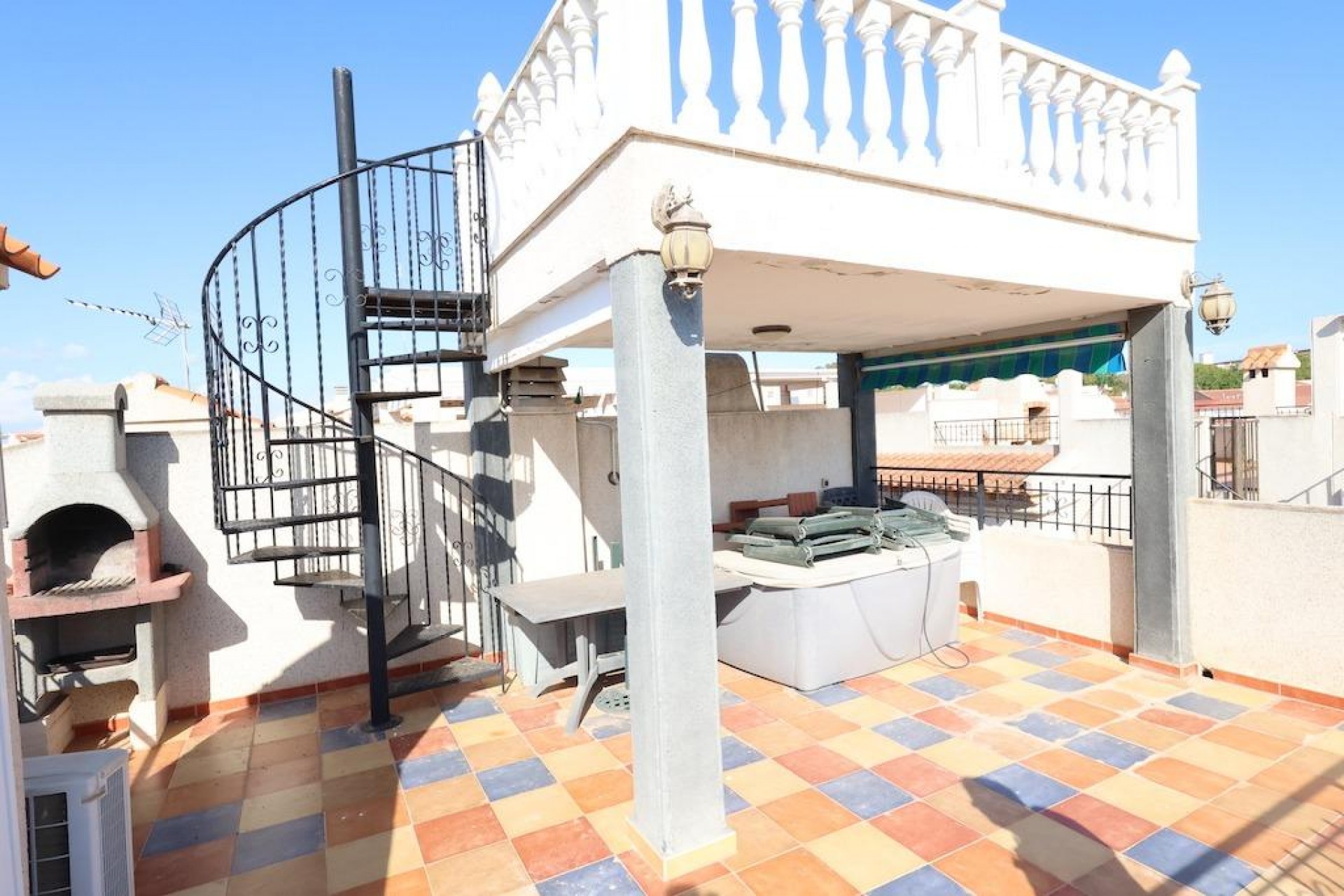 Brukt - Bungalow -
Guardamar del Segura - Costa Blanca