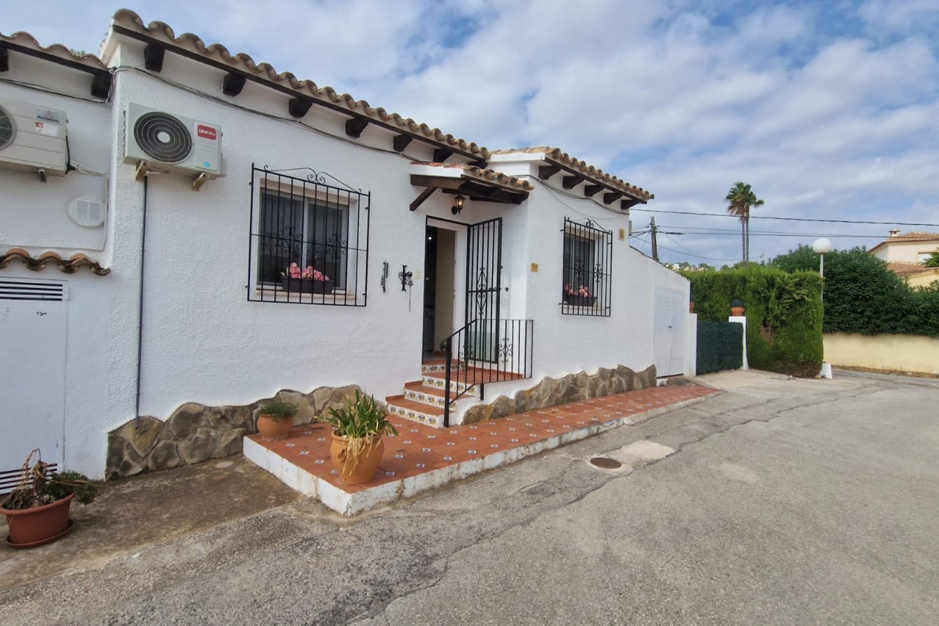 Brukt - Bungalow -
Moraira - Costa Blanca