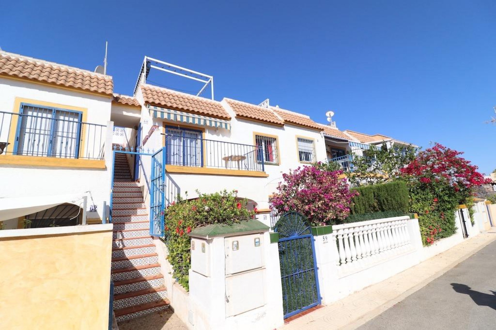 Brukt - Bungalow -
Orihuela Costa - Costa Blanca