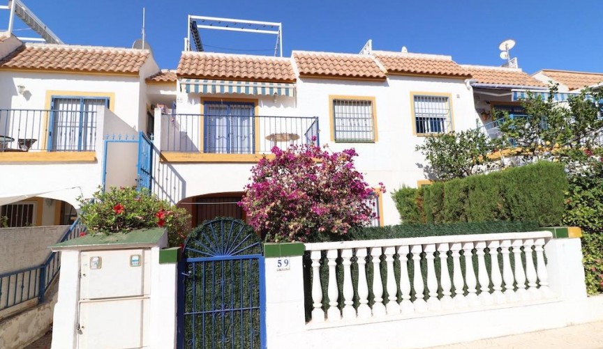 Brukt - Bungalow -
Orihuela Costa - Costa Blanca