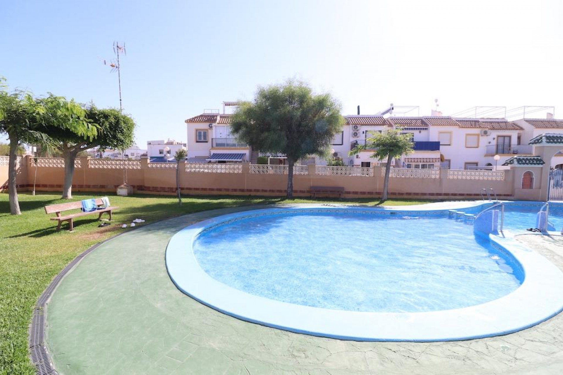 Brukt - Bungalow -
Orihuela Costa - Costa Blanca