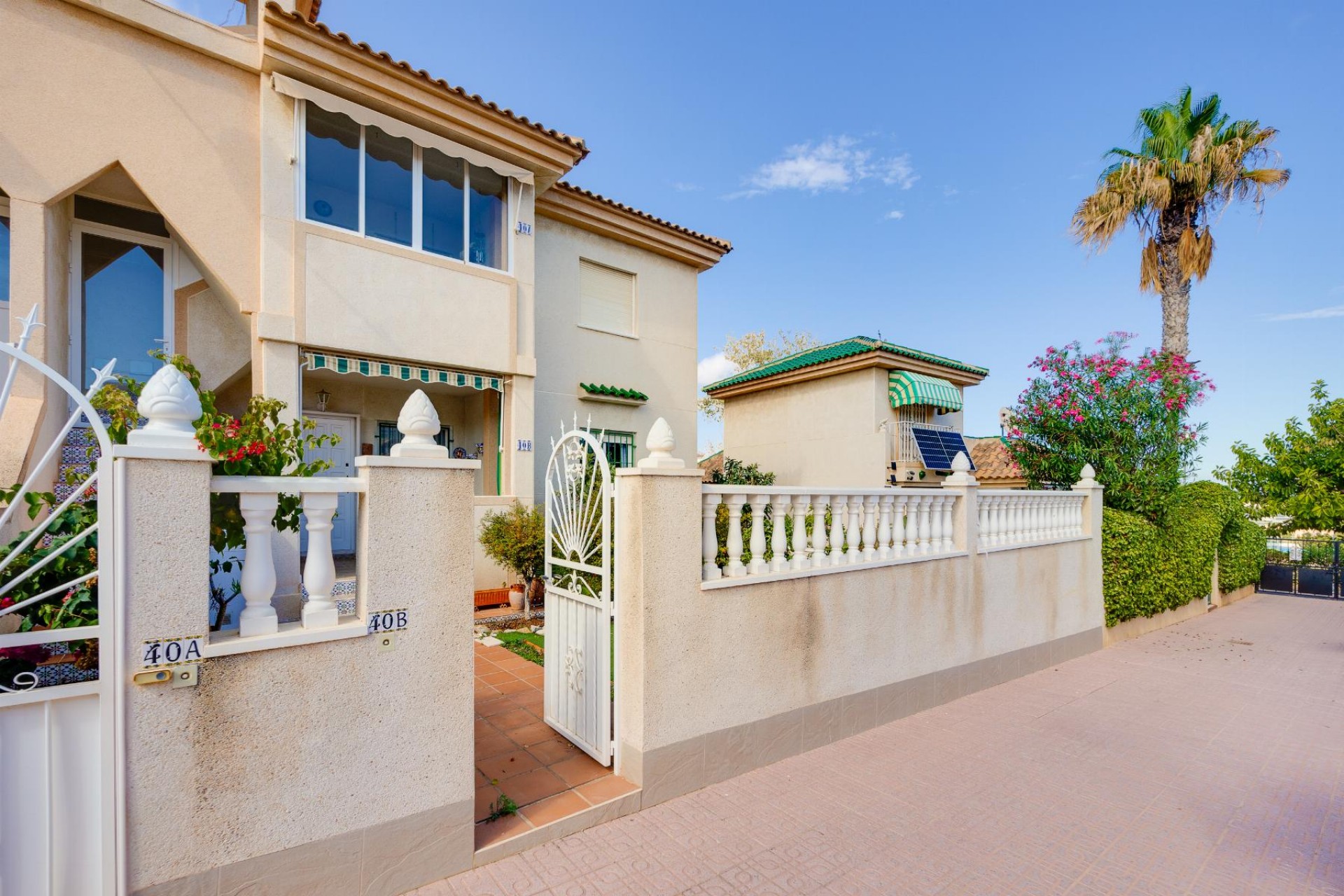 Brukt - Bungalow -
Orihuela Costa - Costa Blanca