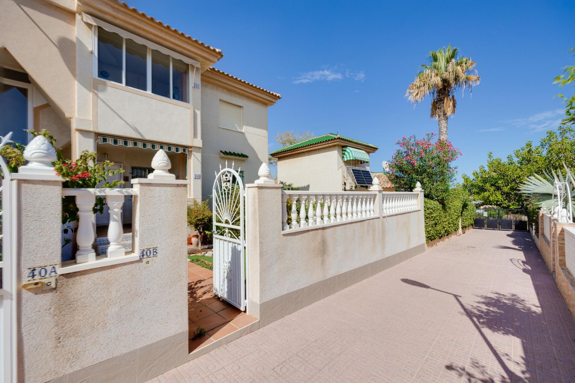 Brukt - Bungalow -
Orihuela Costa - Costa Blanca