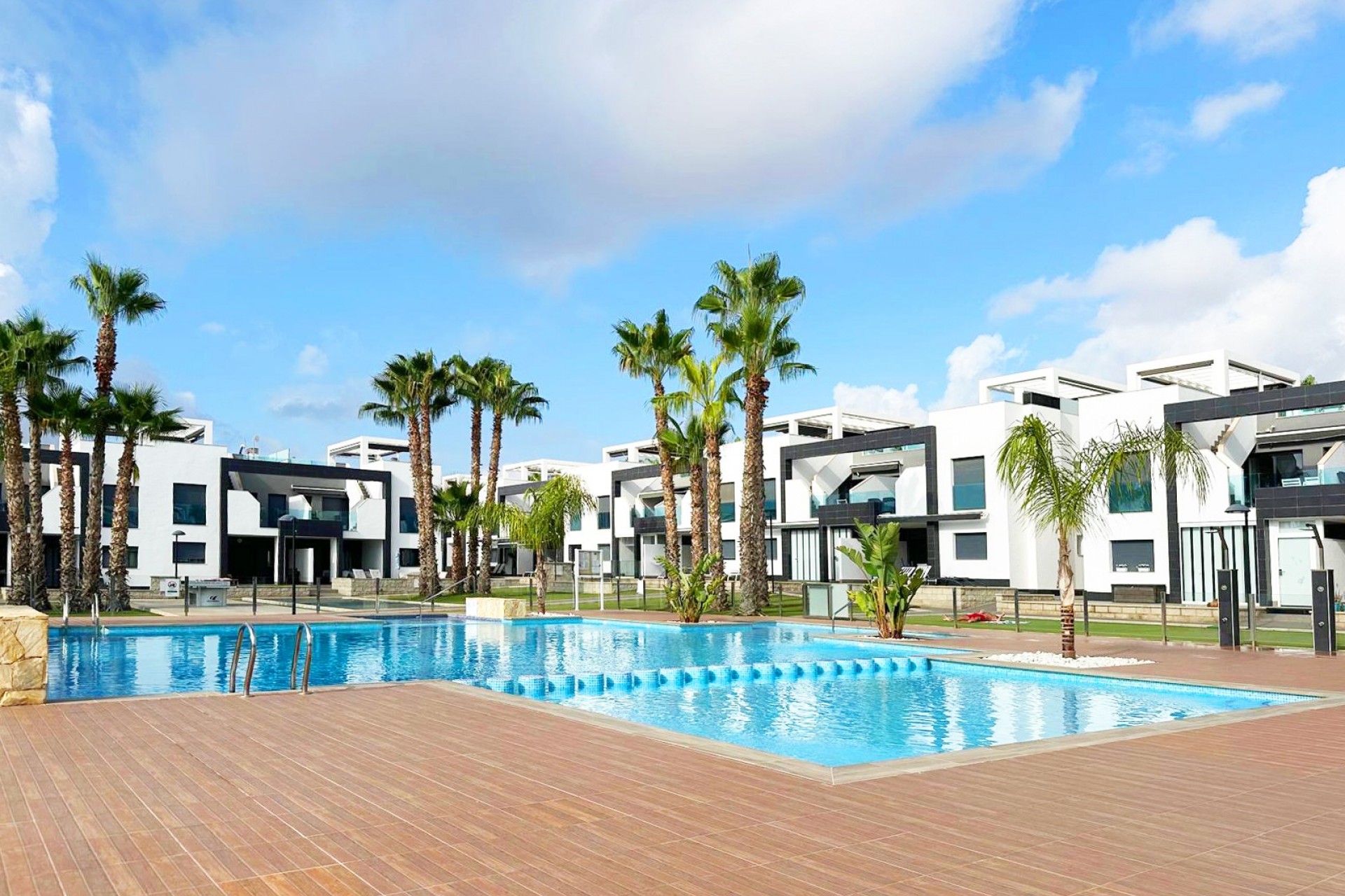 Brukt - Bungalow -
Orihuela Costa - Costa Blanca