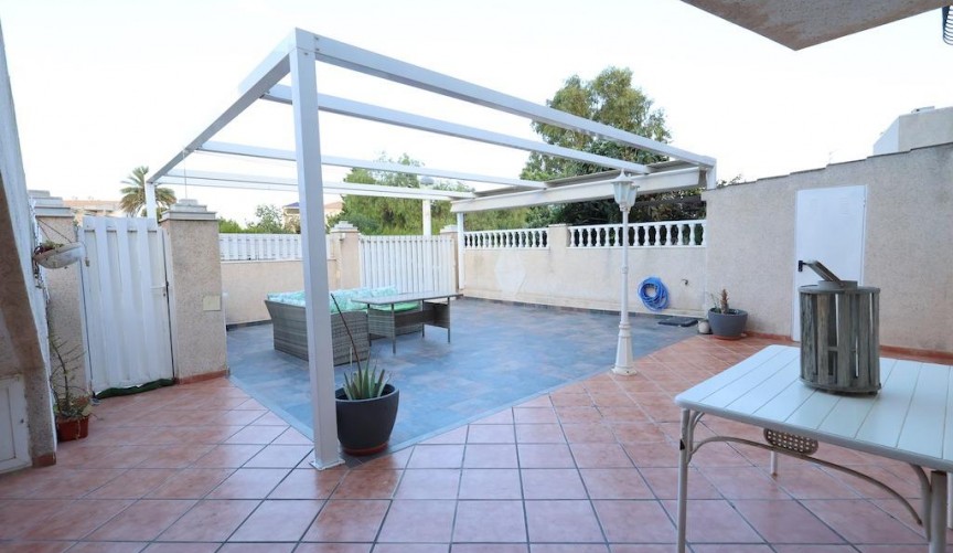 Brukt - Bungalow -
Orihuela Costa - Costa Blanca