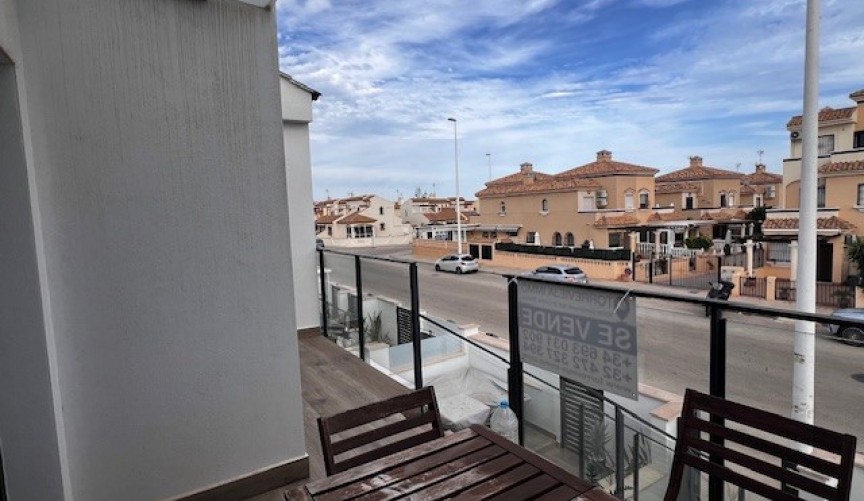 Brukt - Bungalow -
Orihuela Costa - Costa Blanca