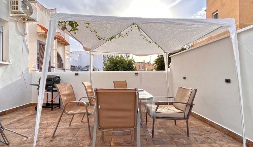 Brukt - Bungalow -
Orihuela Costa - Costa Blanca