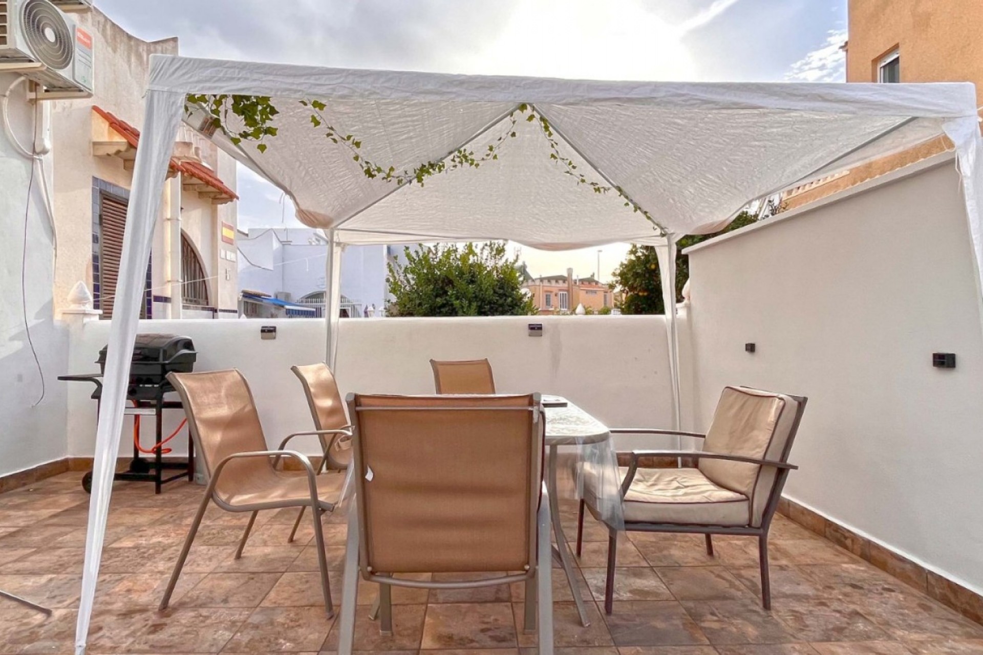 Brukt - Bungalow -
Orihuela Costa - Costa Blanca