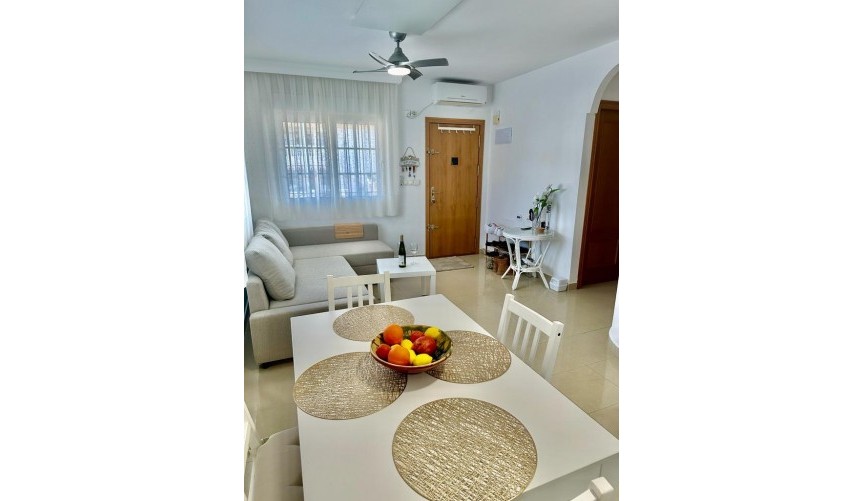 Brukt - Bungalow -
Orihuela Costa - Costa Blanca