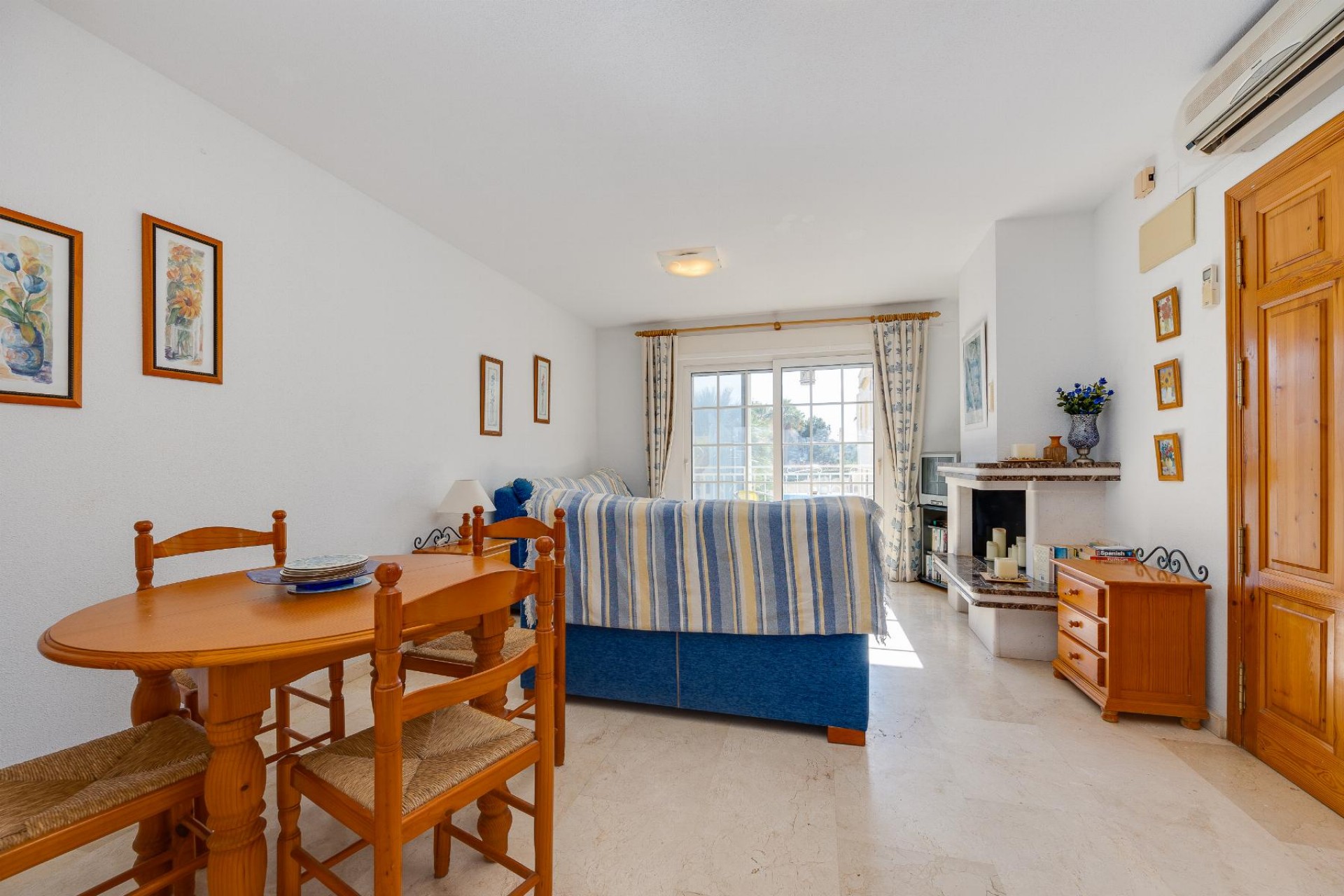 Brukt - Bungalow -
Orihuela Costa - Costa Blanca